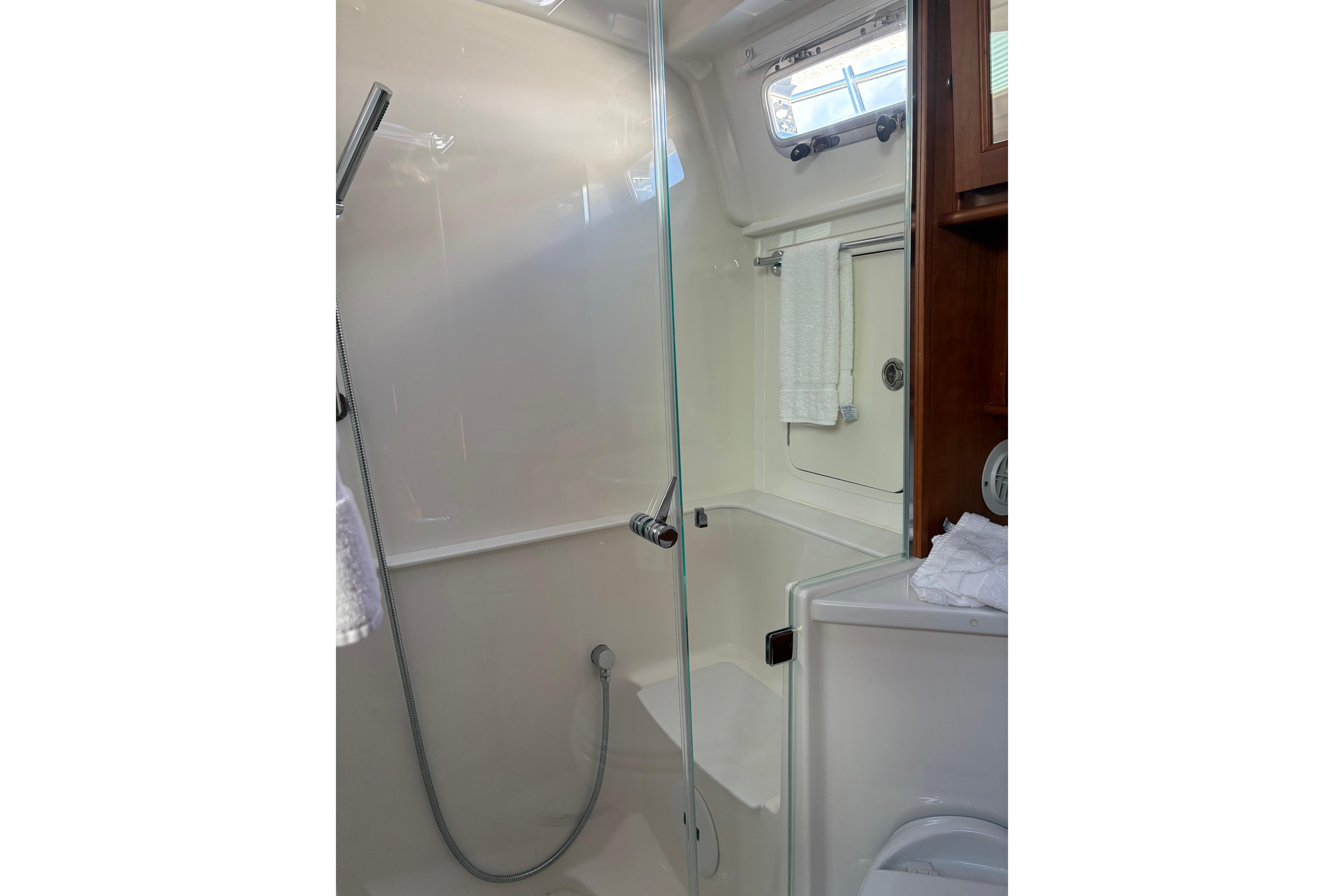 2023 Sabre 45 Salon Express-42
