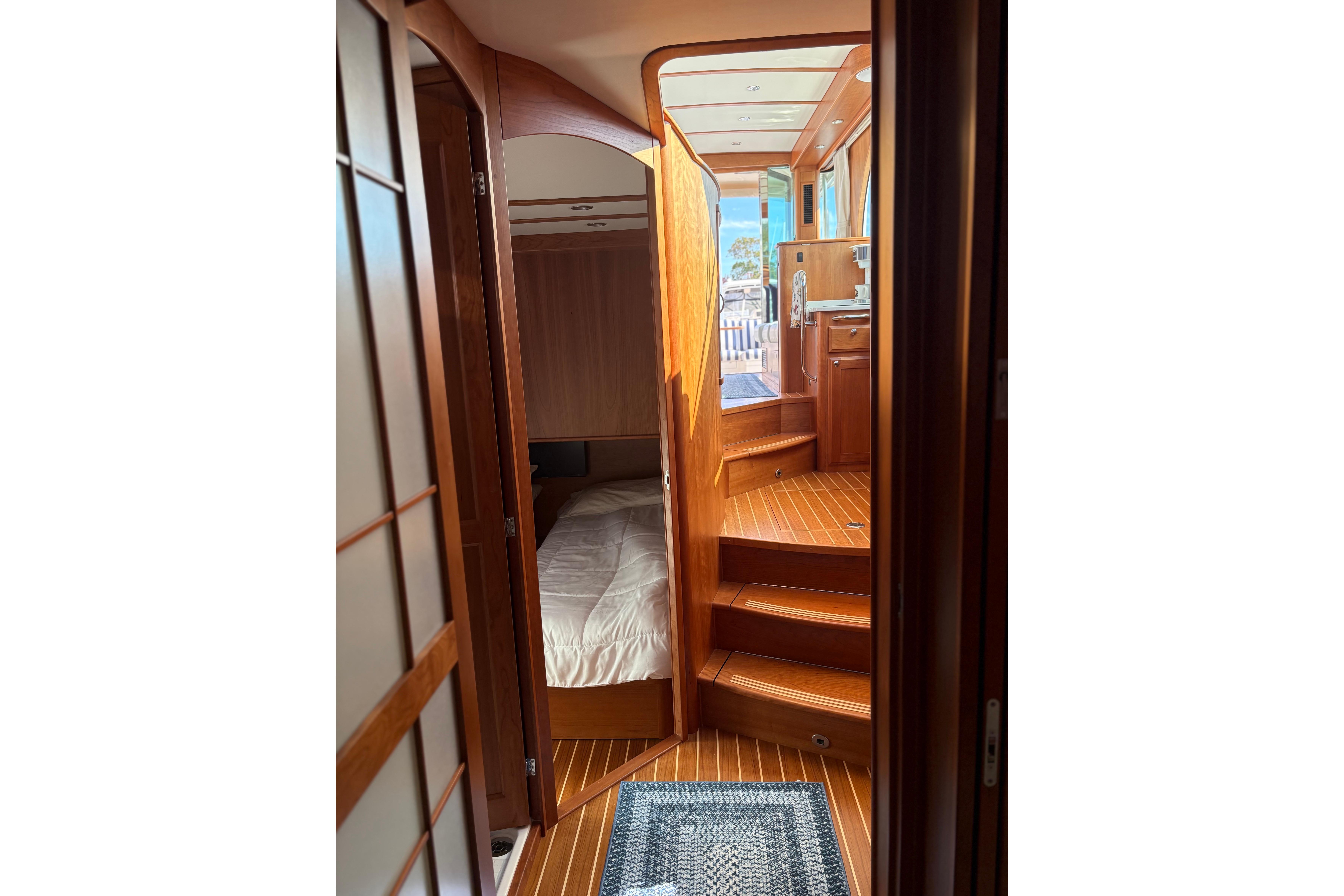 2023 Sabre 45 Salon Express-45