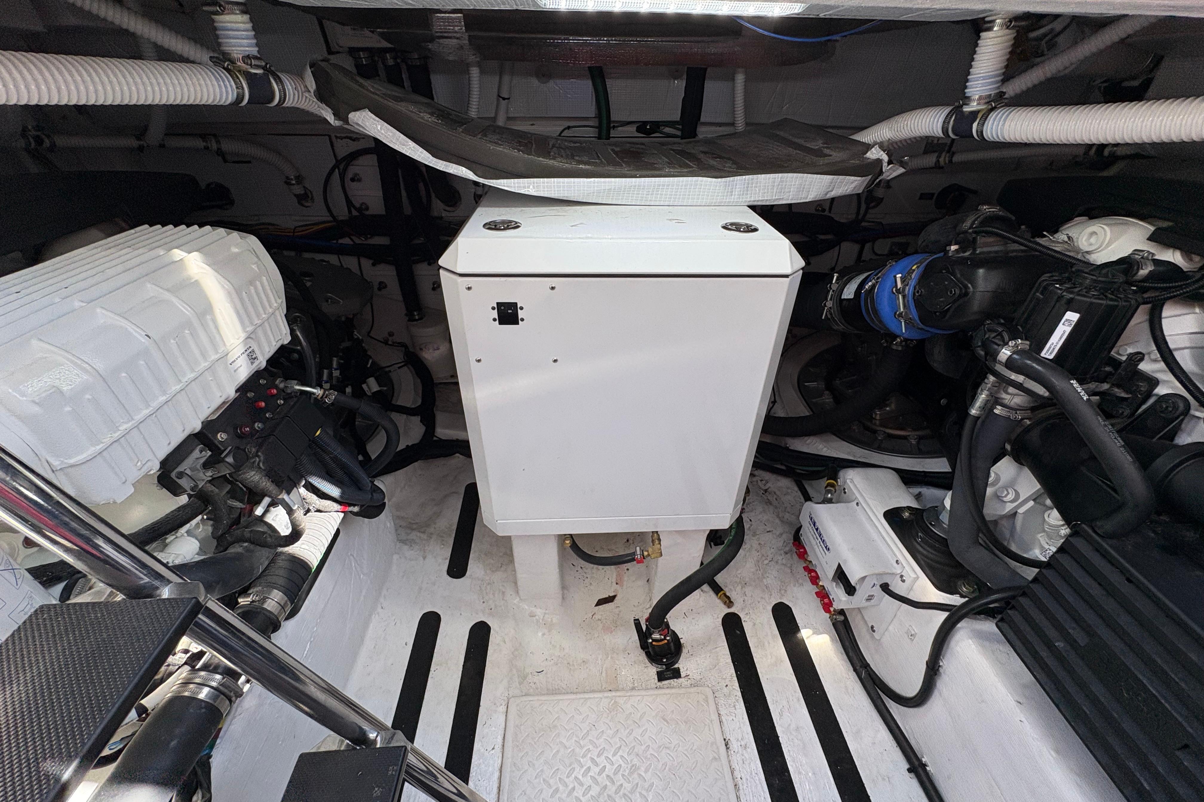 2023 Sabre 45 Salon Express-51
