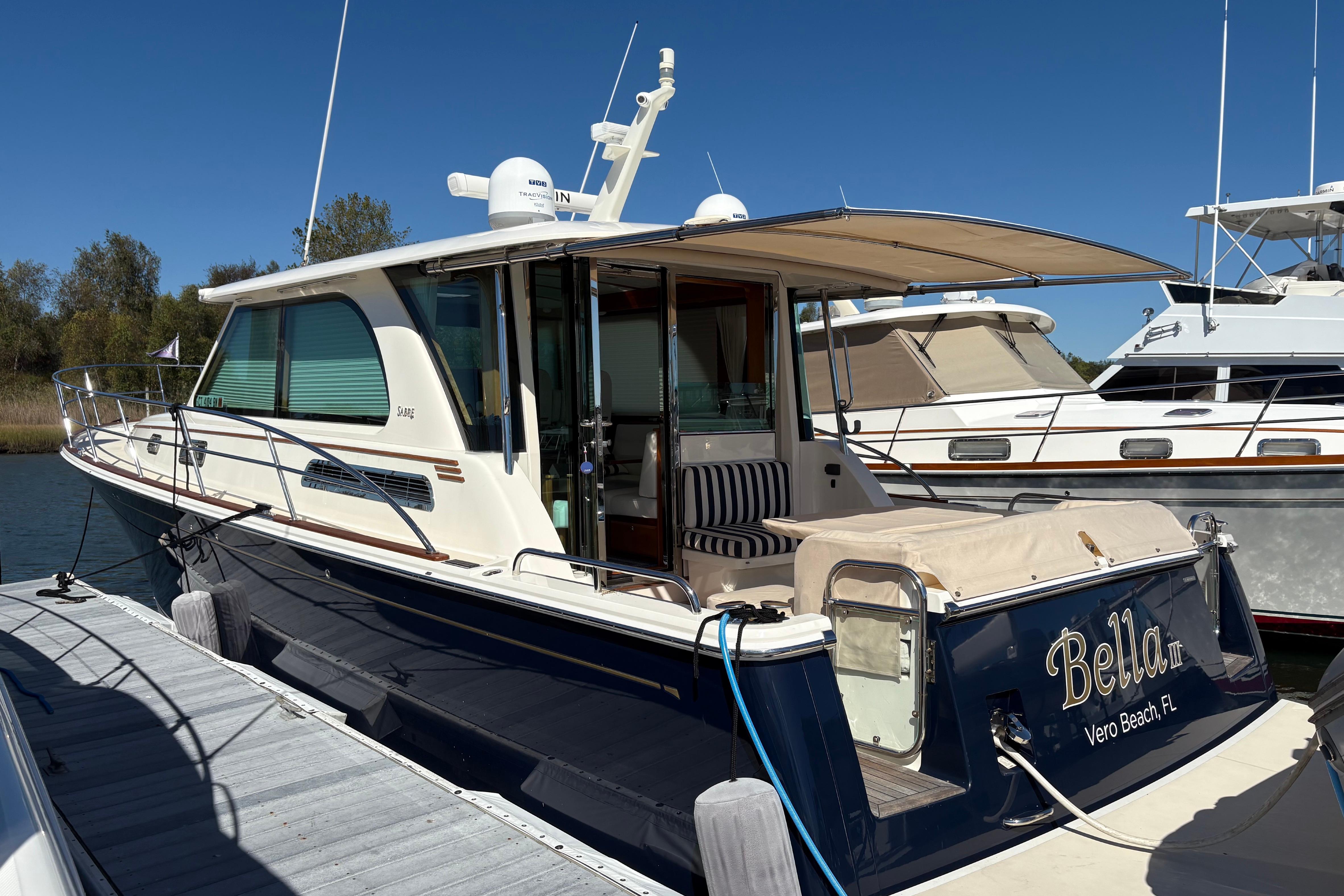 2023 Sabre 45 Salon Express-2
