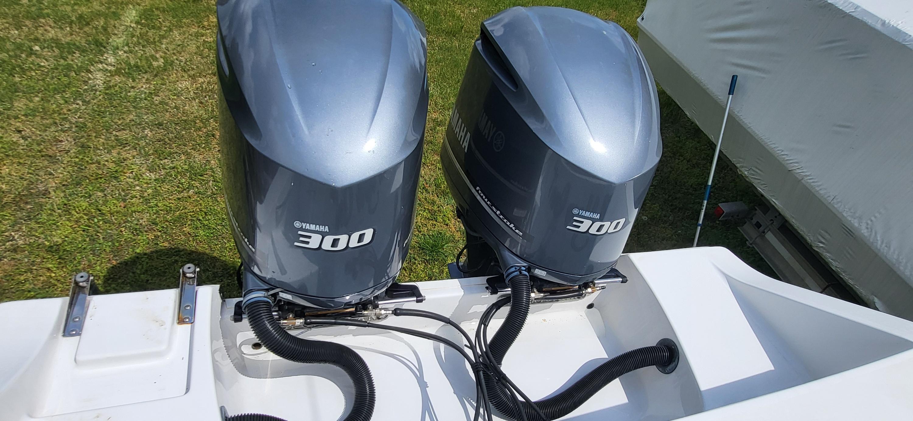 2017-sportsman-open-282-center-console-power-9782529-20250505062201783-1_XLARGE