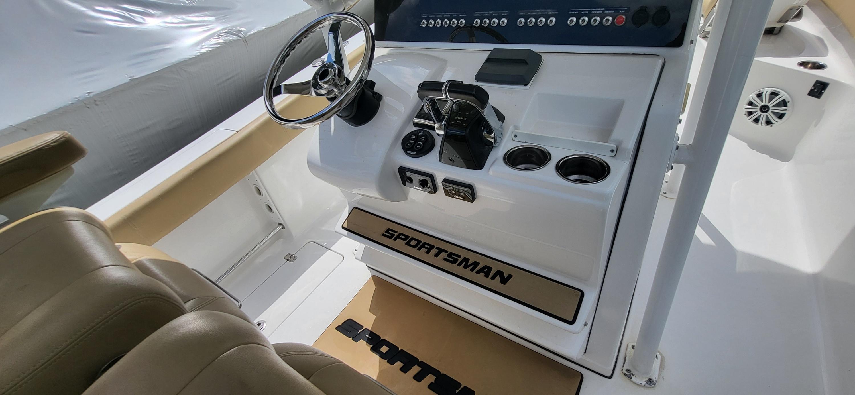 2017-sportsman-open-282-center-console-power-9782529-20250505062246522-1_XLARGE