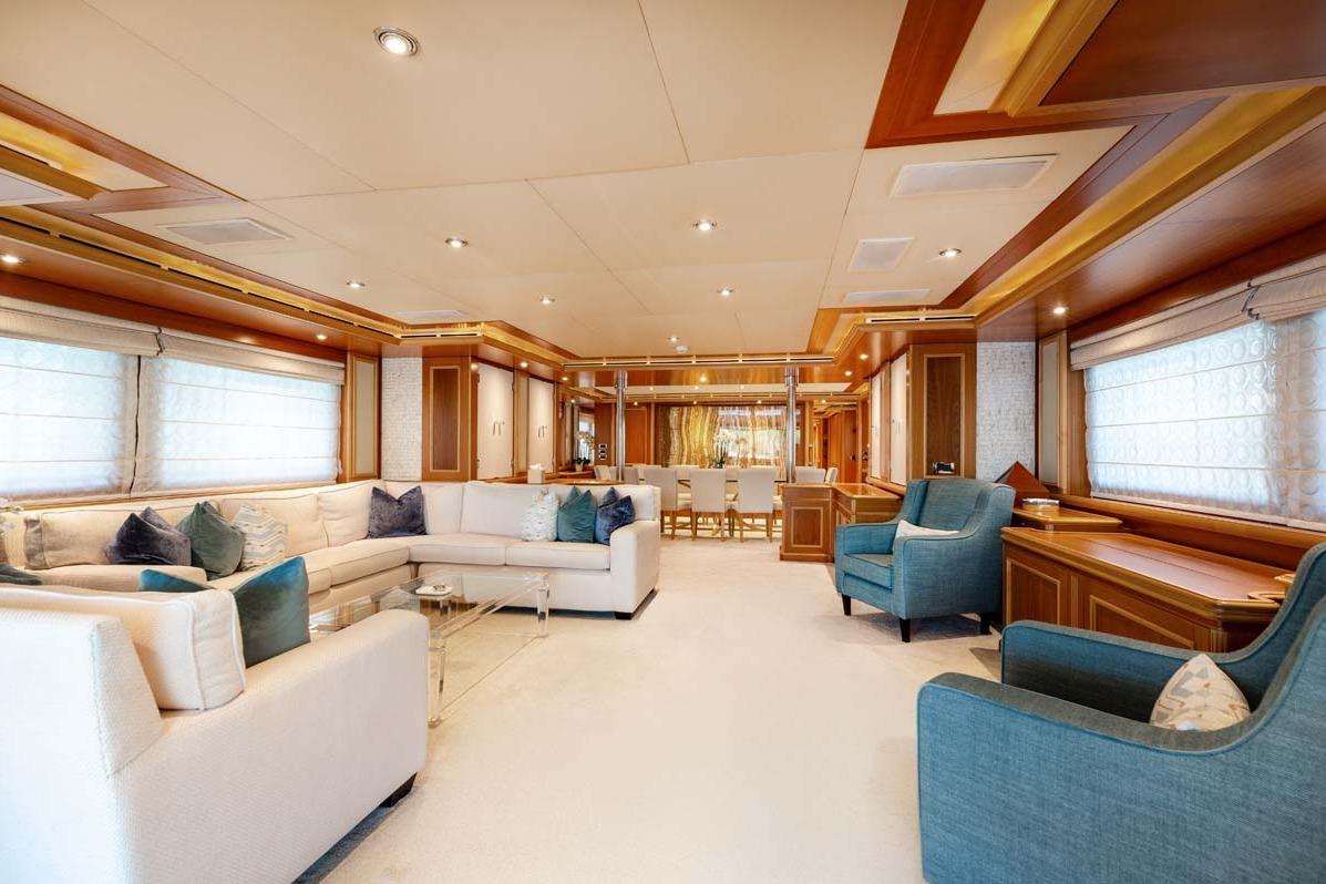 CRN Motor Yacht