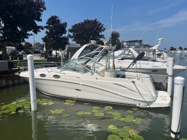 27' Sea Ray, Listing Number 100903957, - Photo No. 2