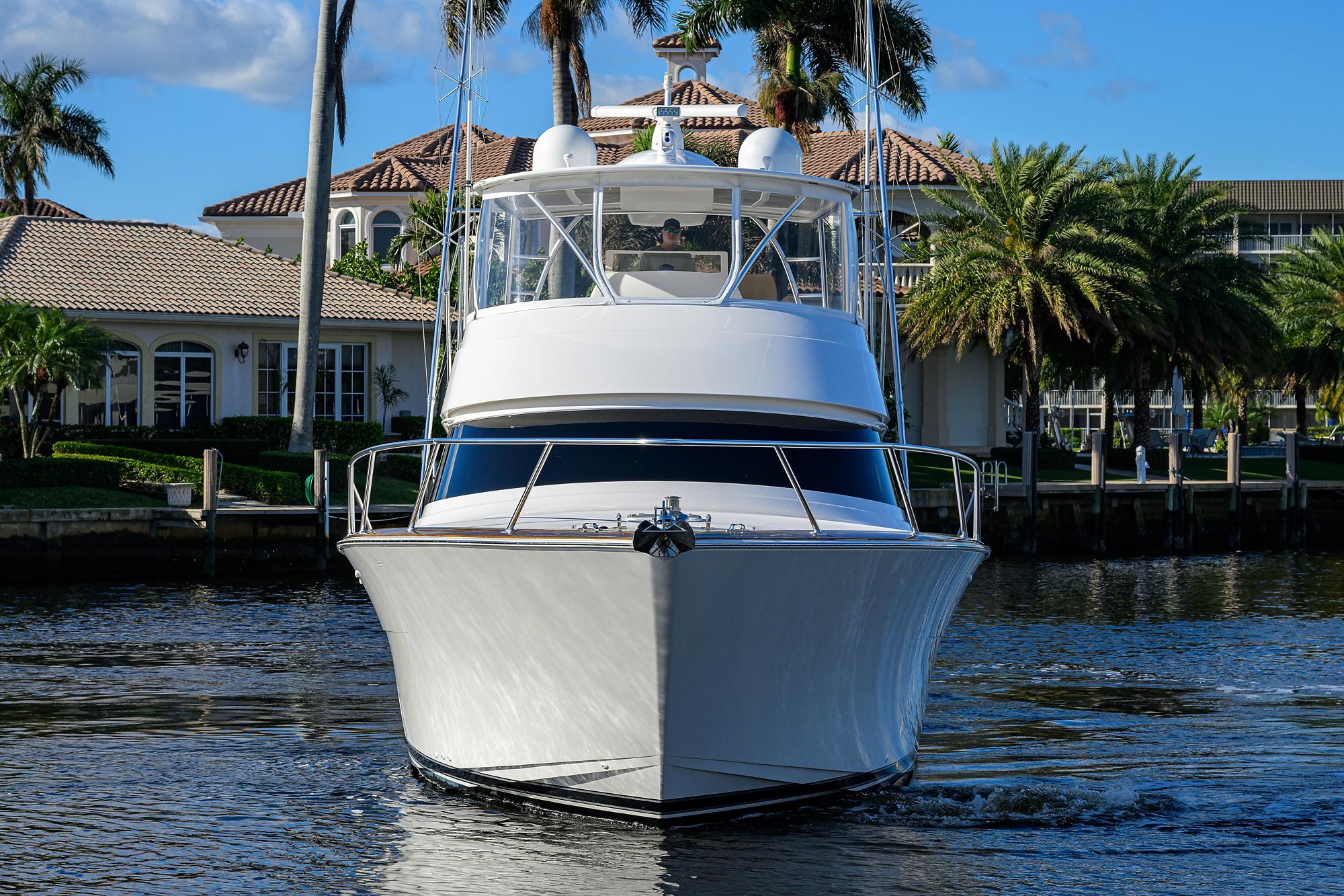 Viking 58 GRAY GHOST - Bow Profile
