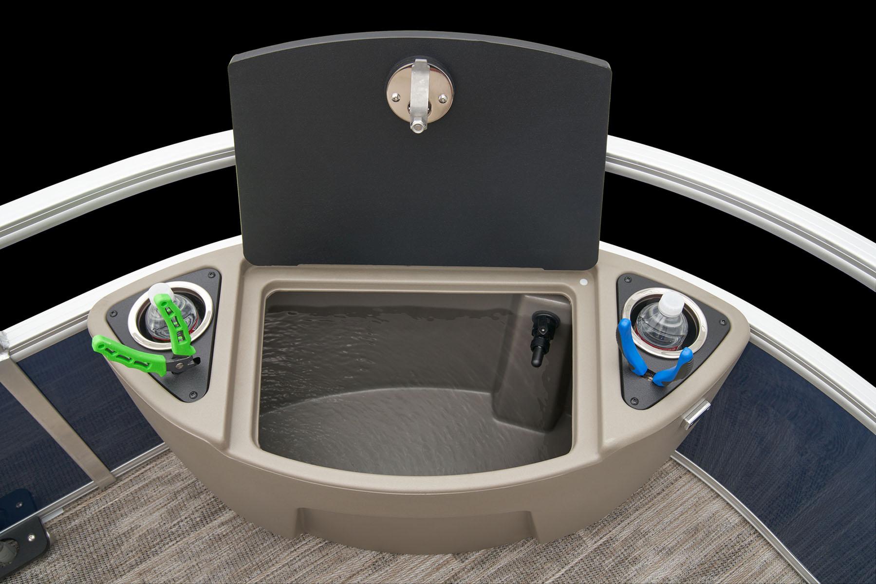 2025 Ranger Reata 220F Gallery