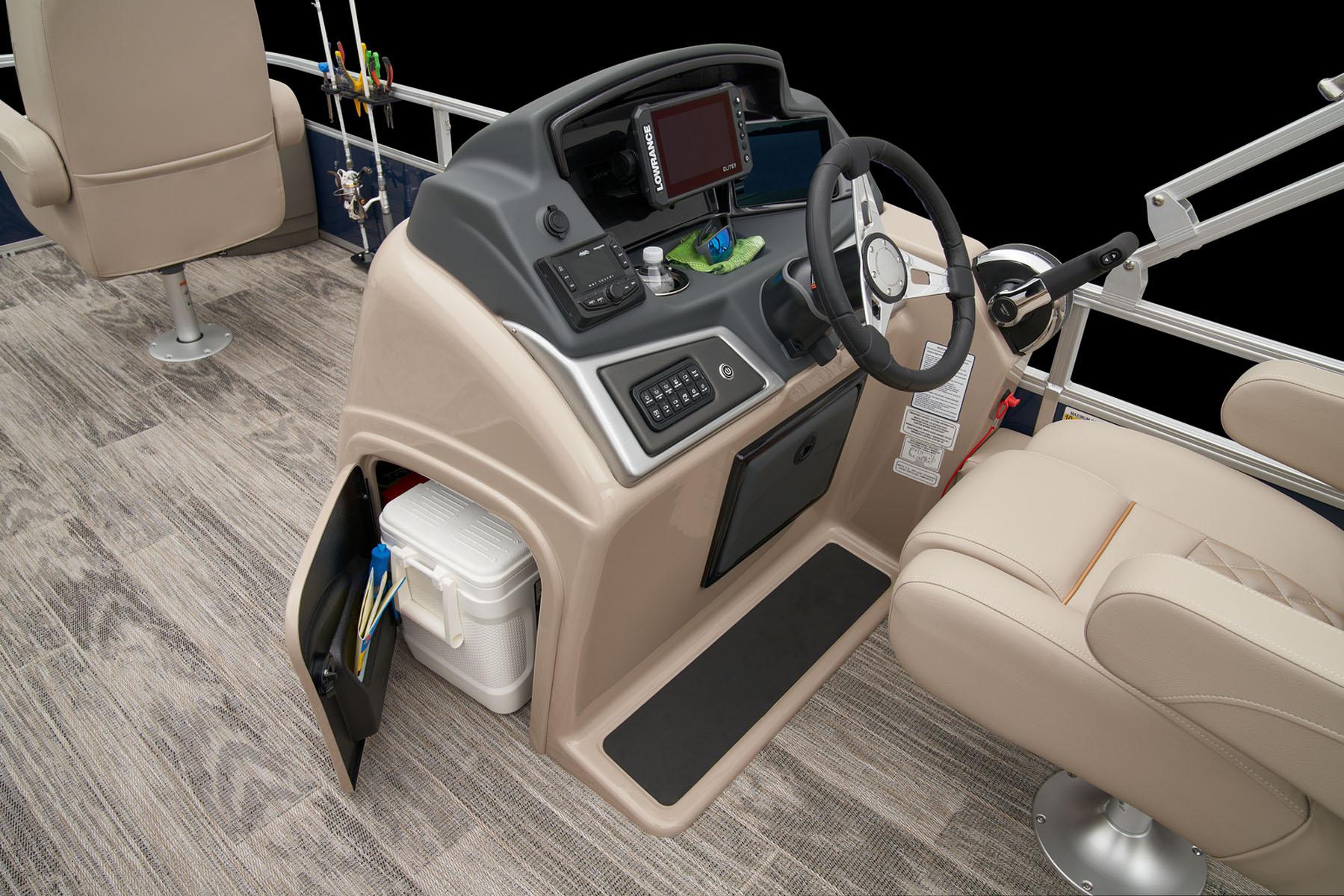 2025 Ranger Reata 220F Gallery