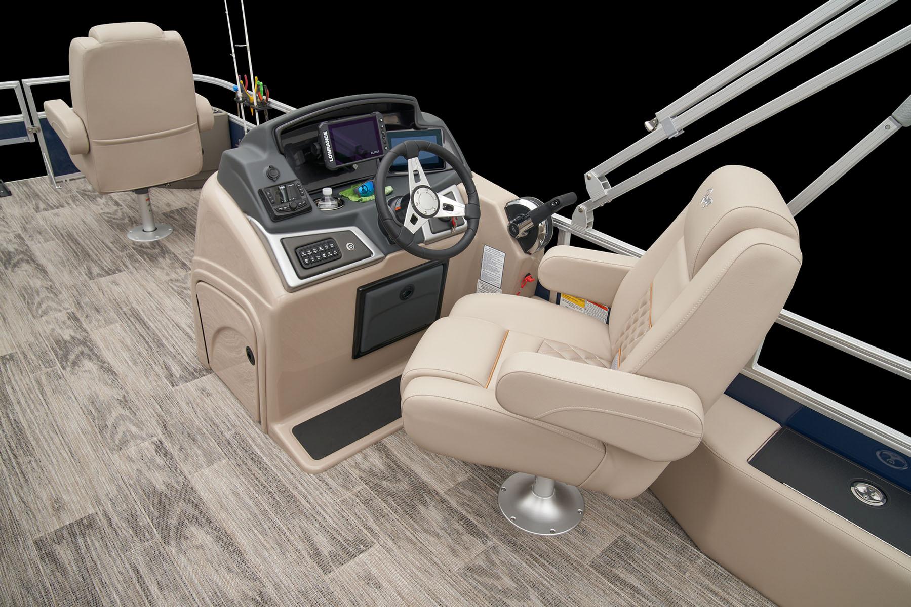 2025 Ranger Reata 220F Gallery