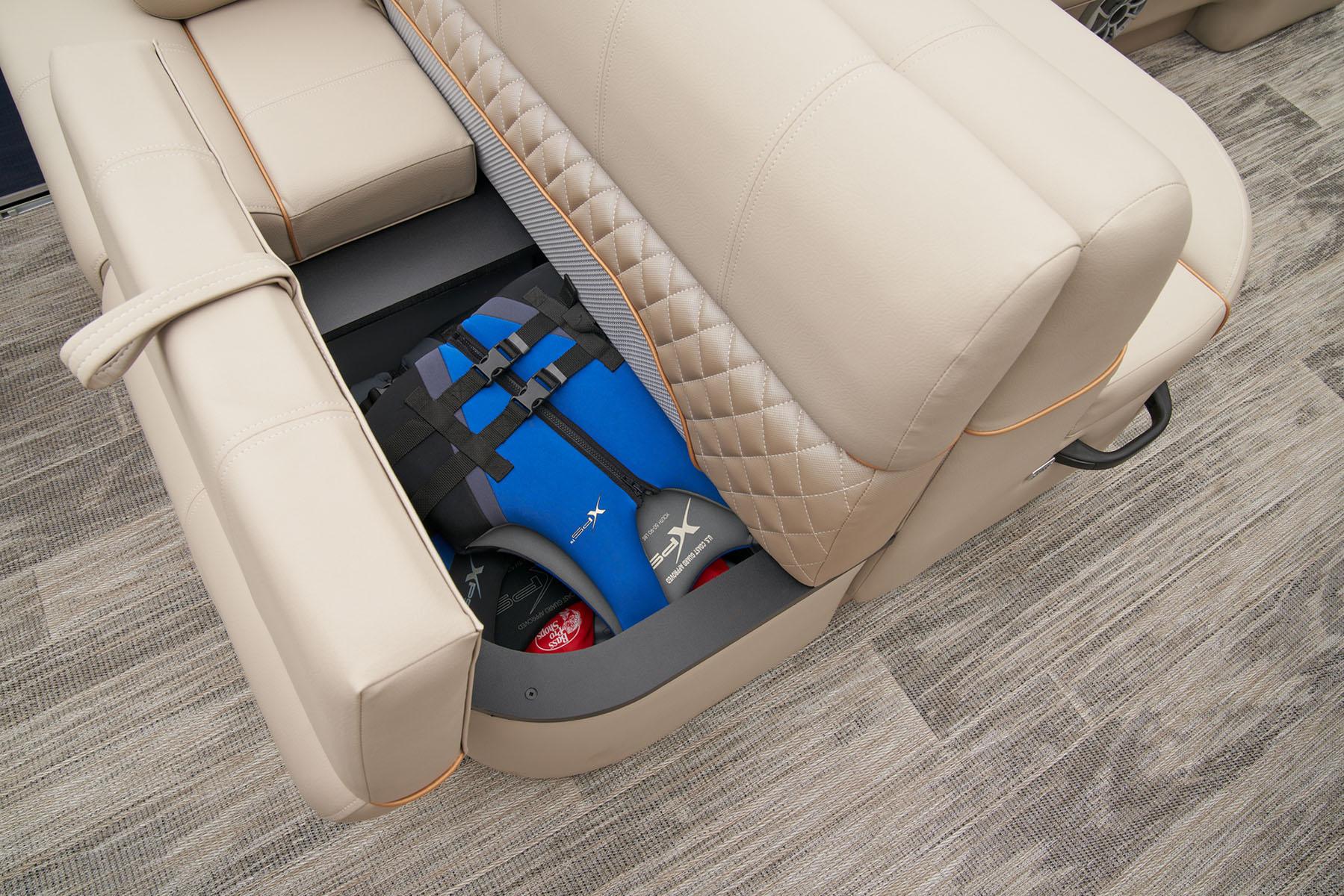 2025 Ranger Reata 220F Gallery