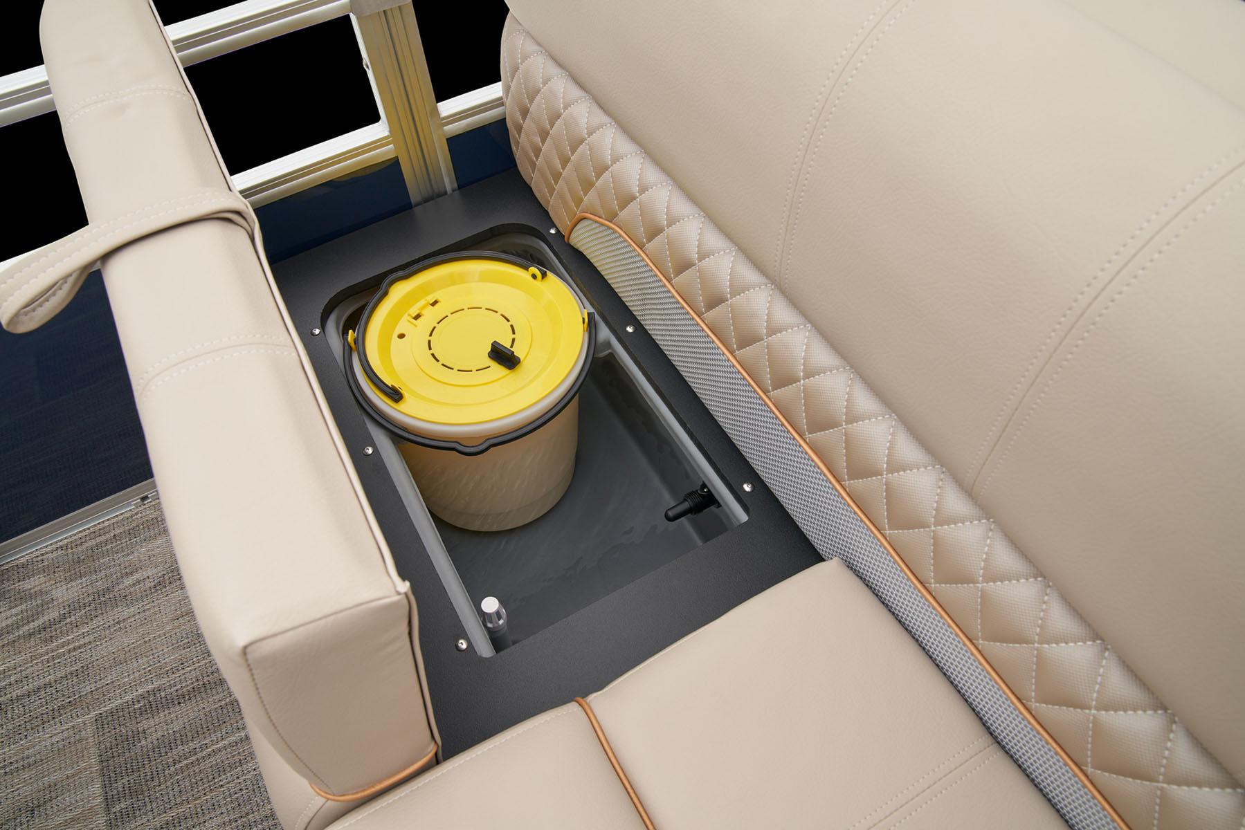 2025 Ranger Reata 220F Gallery
