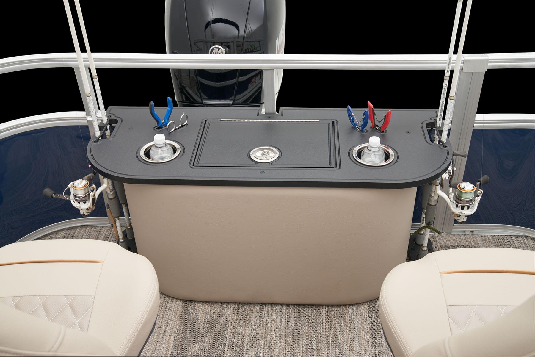 2025 Ranger Reata 220F Gallery
