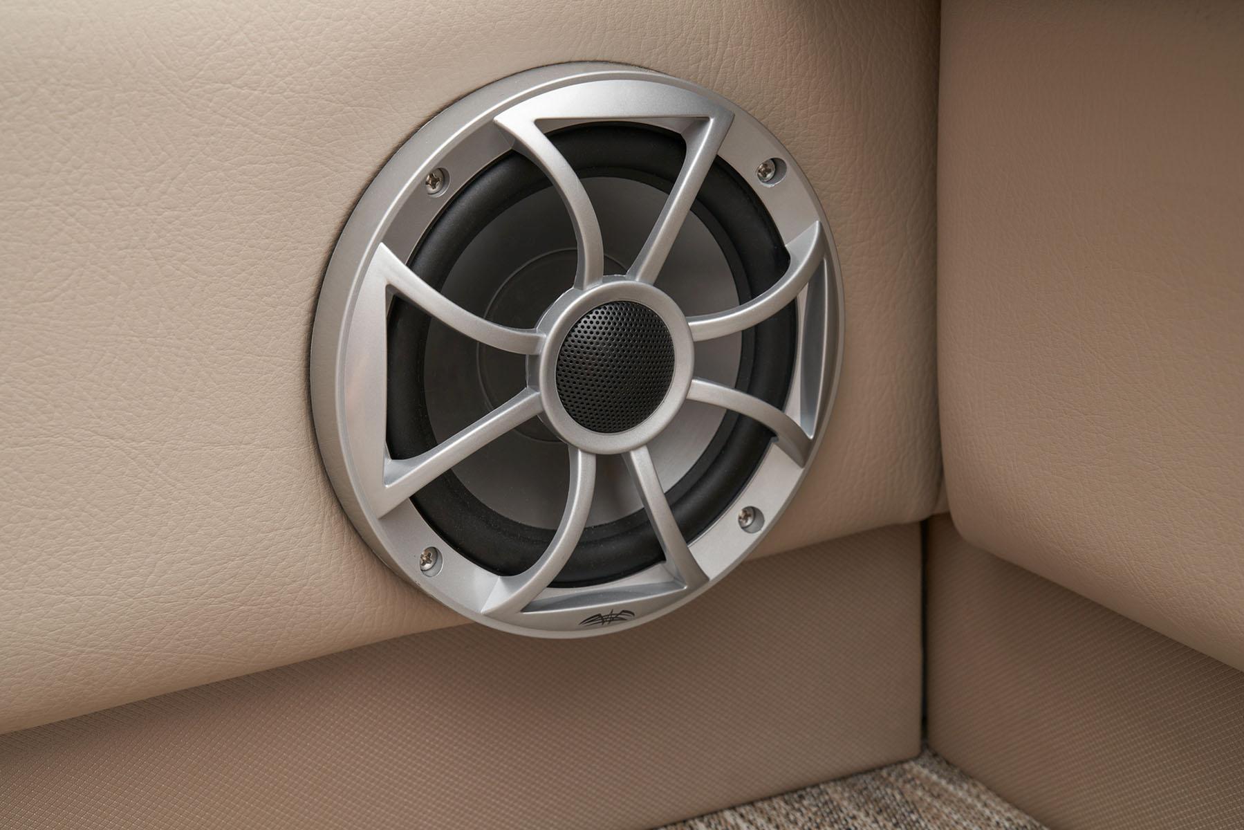 2025 Ranger Reata 220F Gallery