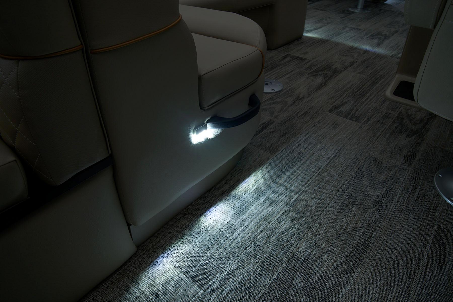 2025 Ranger Reata 220F Gallery