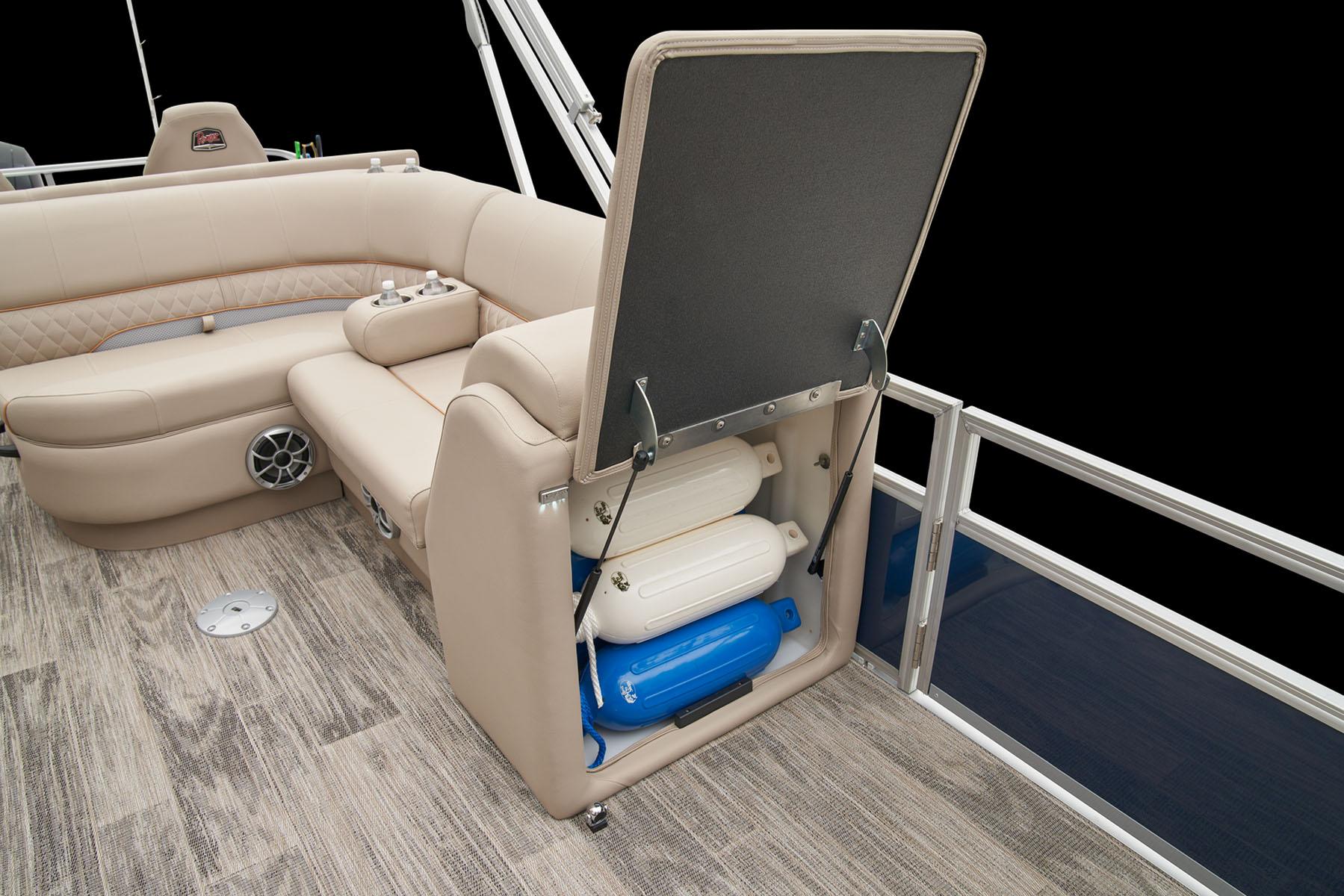 2025 Ranger Reata 220F Gallery