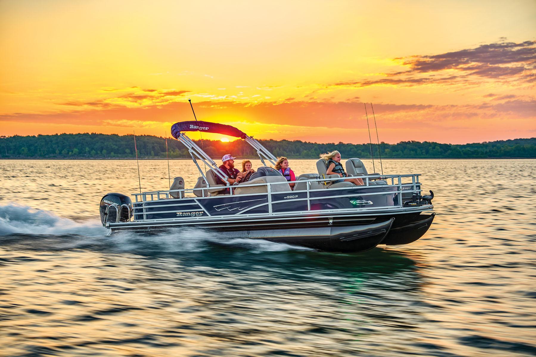 2025 Ranger Reata 220F Gallery