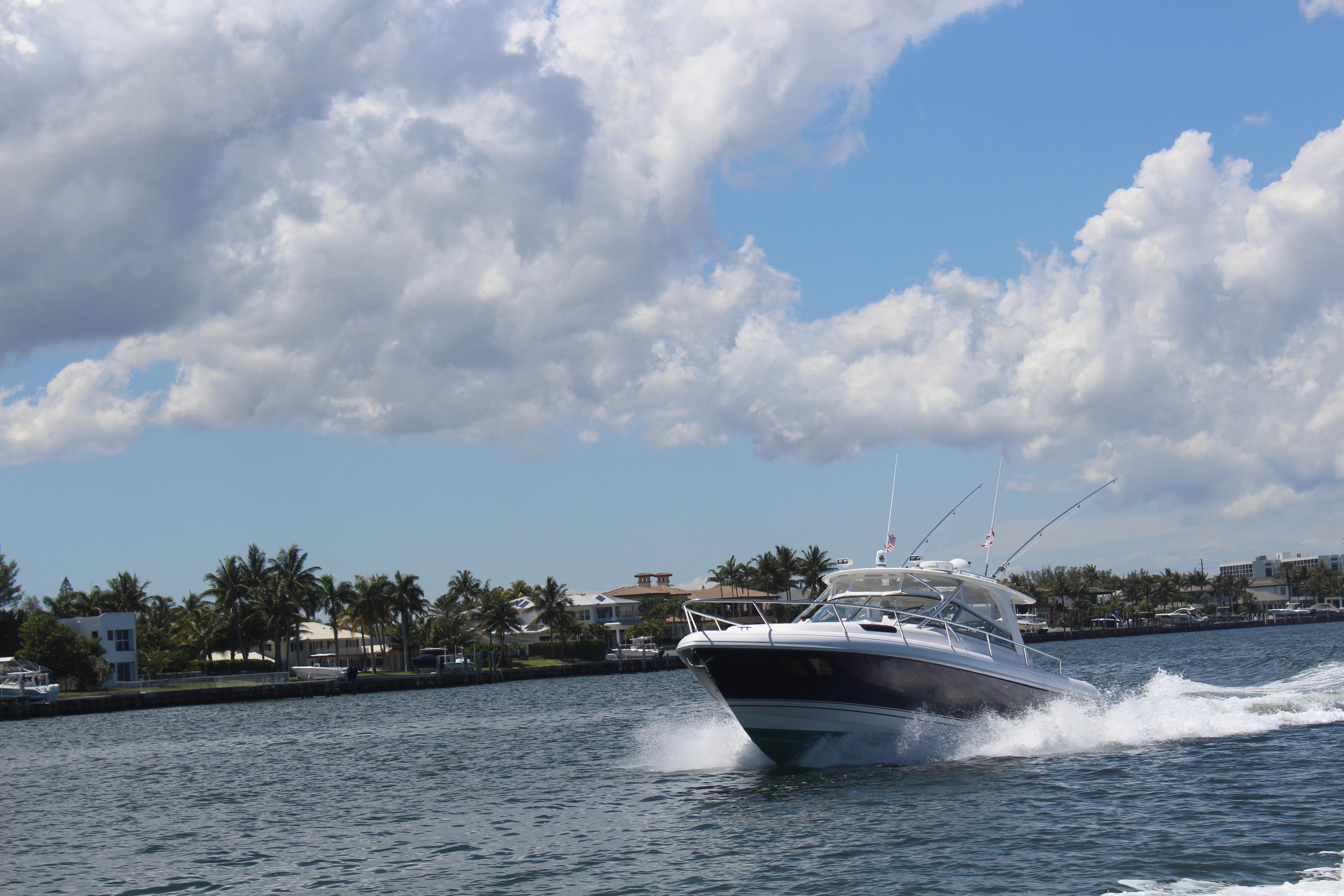 2014-intrepid-430-sport-yacht-power-9382545-20250513135602498-1_XLARGE