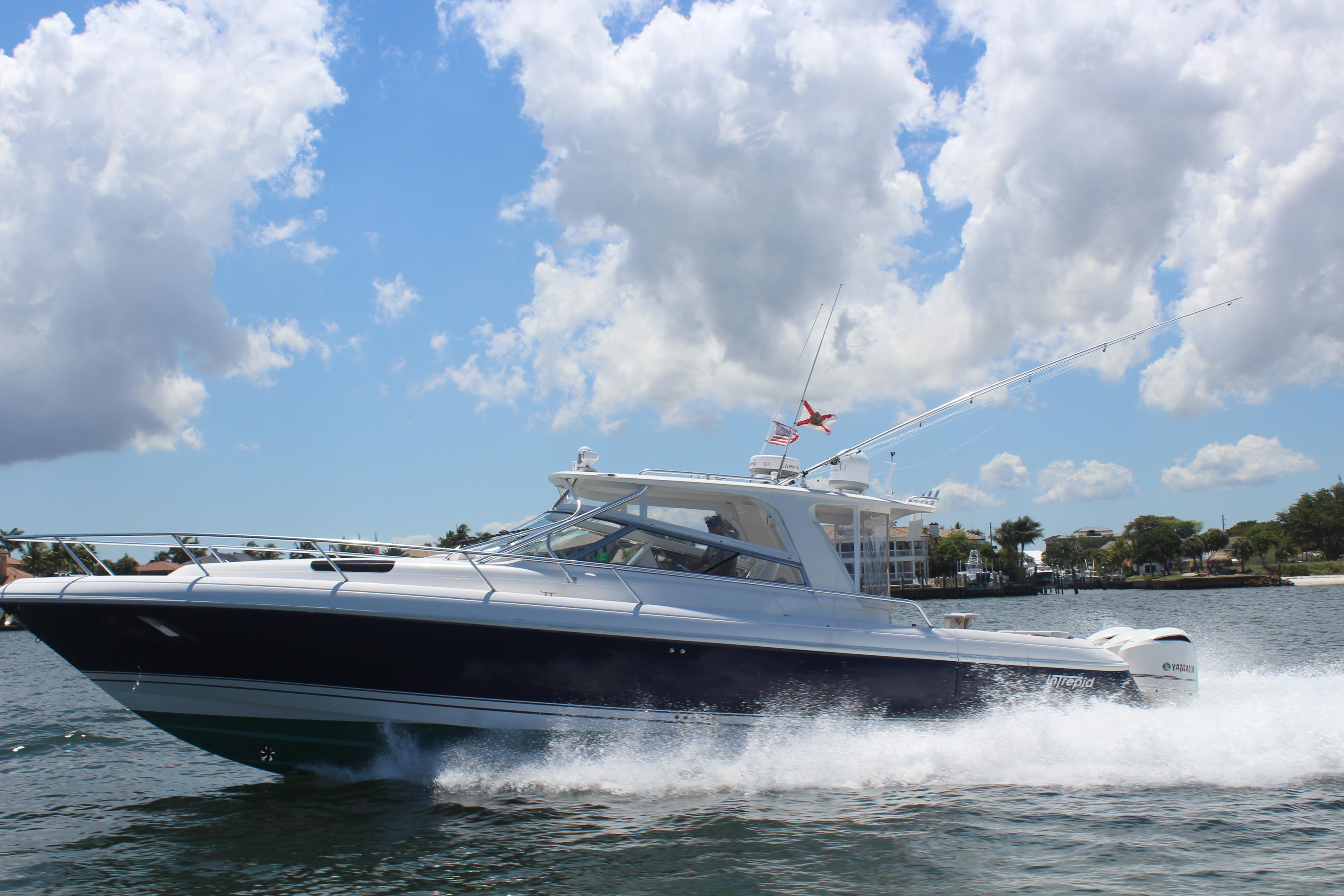 2014-intrepid-430-sport-yacht-power-9382545-20250513135652429-1_XLARGE