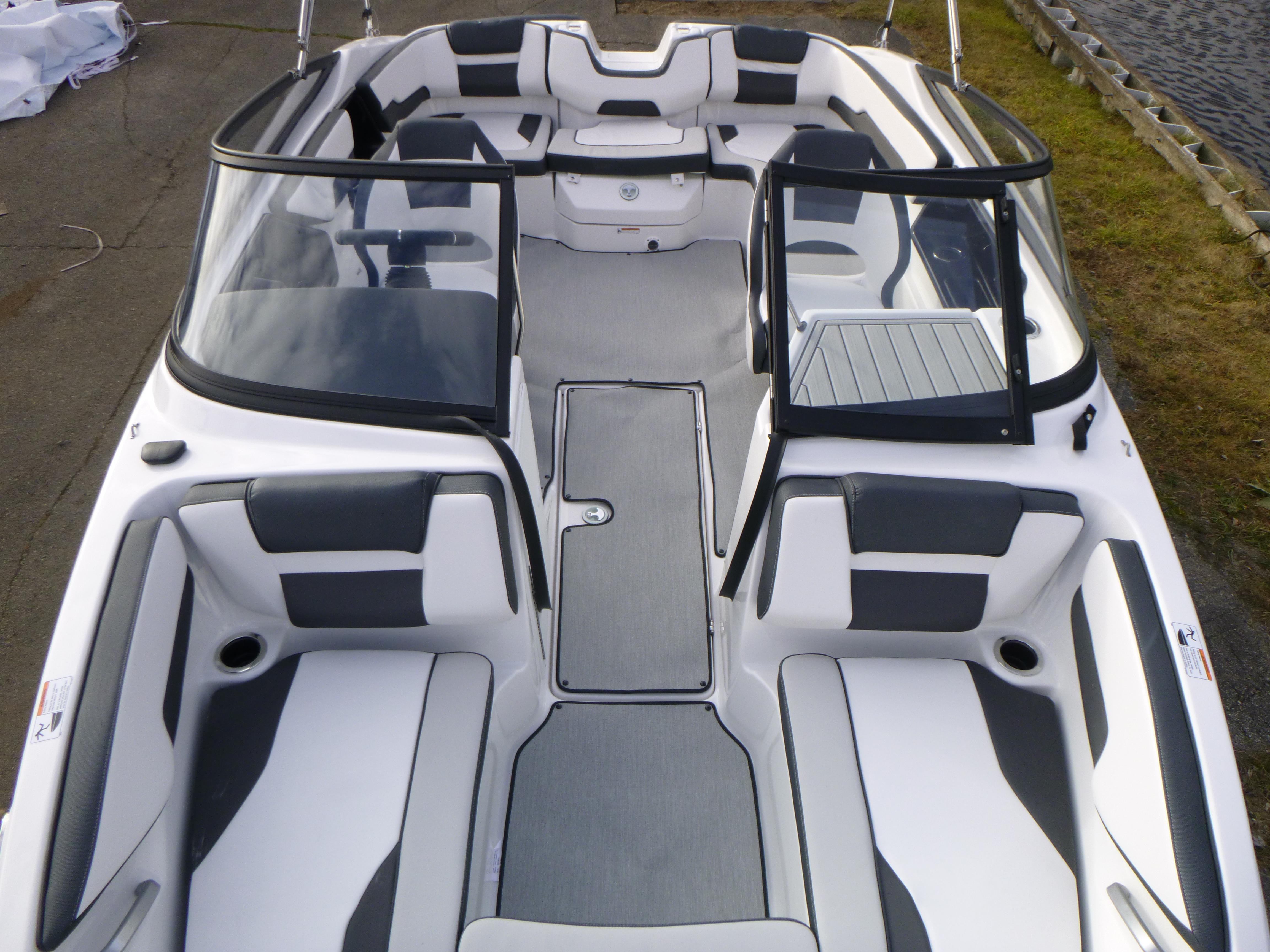 2024 Yamaha Boats SX195 Gallery