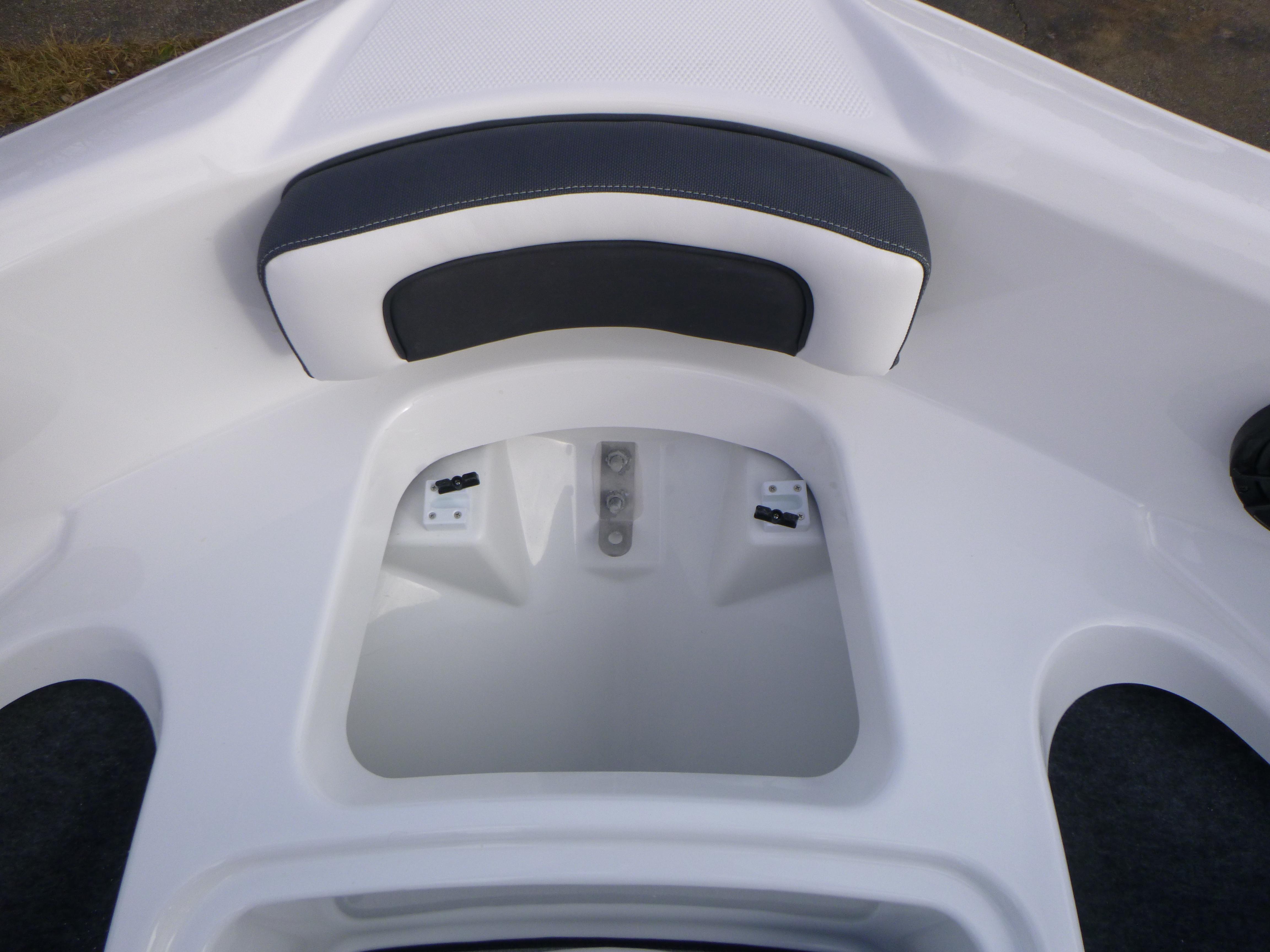 2024 Yamaha Boats SX195 Gallery