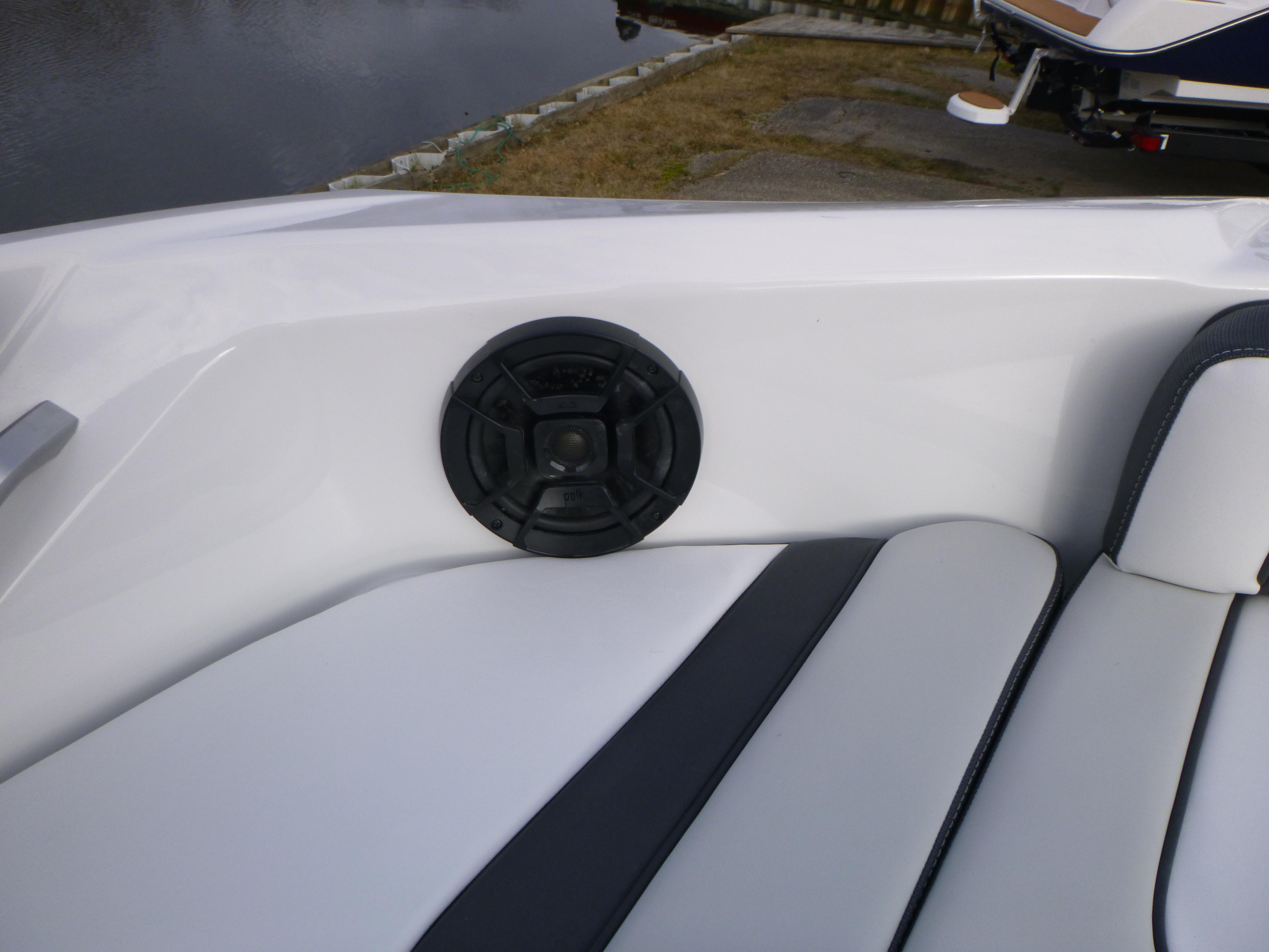 2024 Yamaha Boats SX195 Gallery