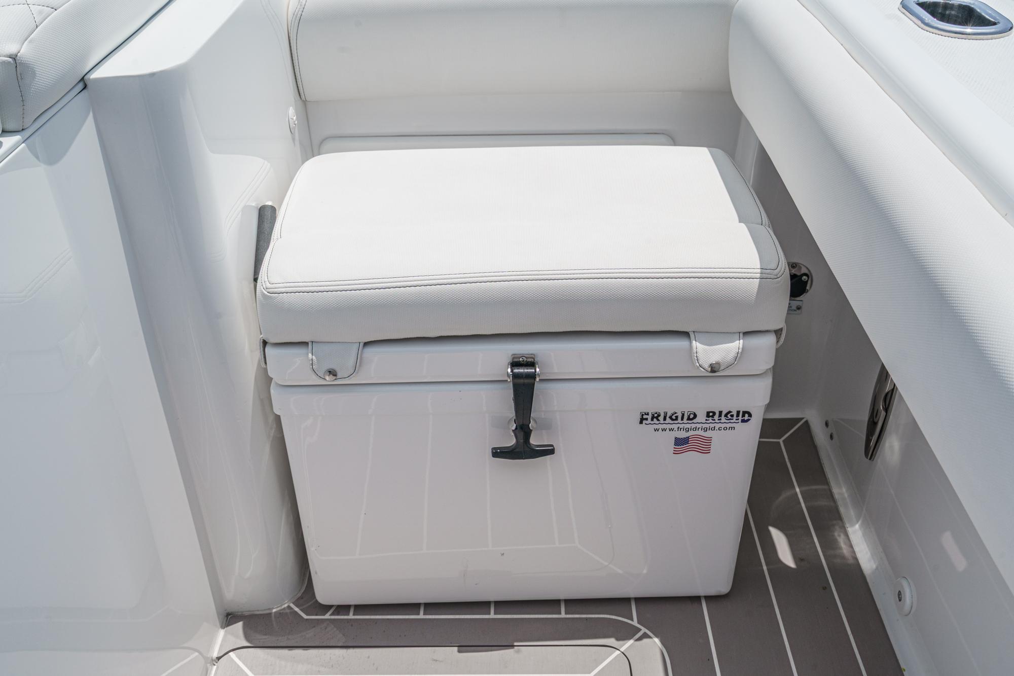 2024 HCB 65 Estrella #TBJR65HCBLLC inventory image at Sun Country Yachts, Newport Marina 2024 HCB 65 Estrella #TBJR65HCBLLC inventory image at Sun Country Yachts, Newport Marina