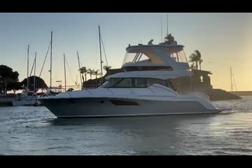 Tiara Yachts F44 Flybridge video