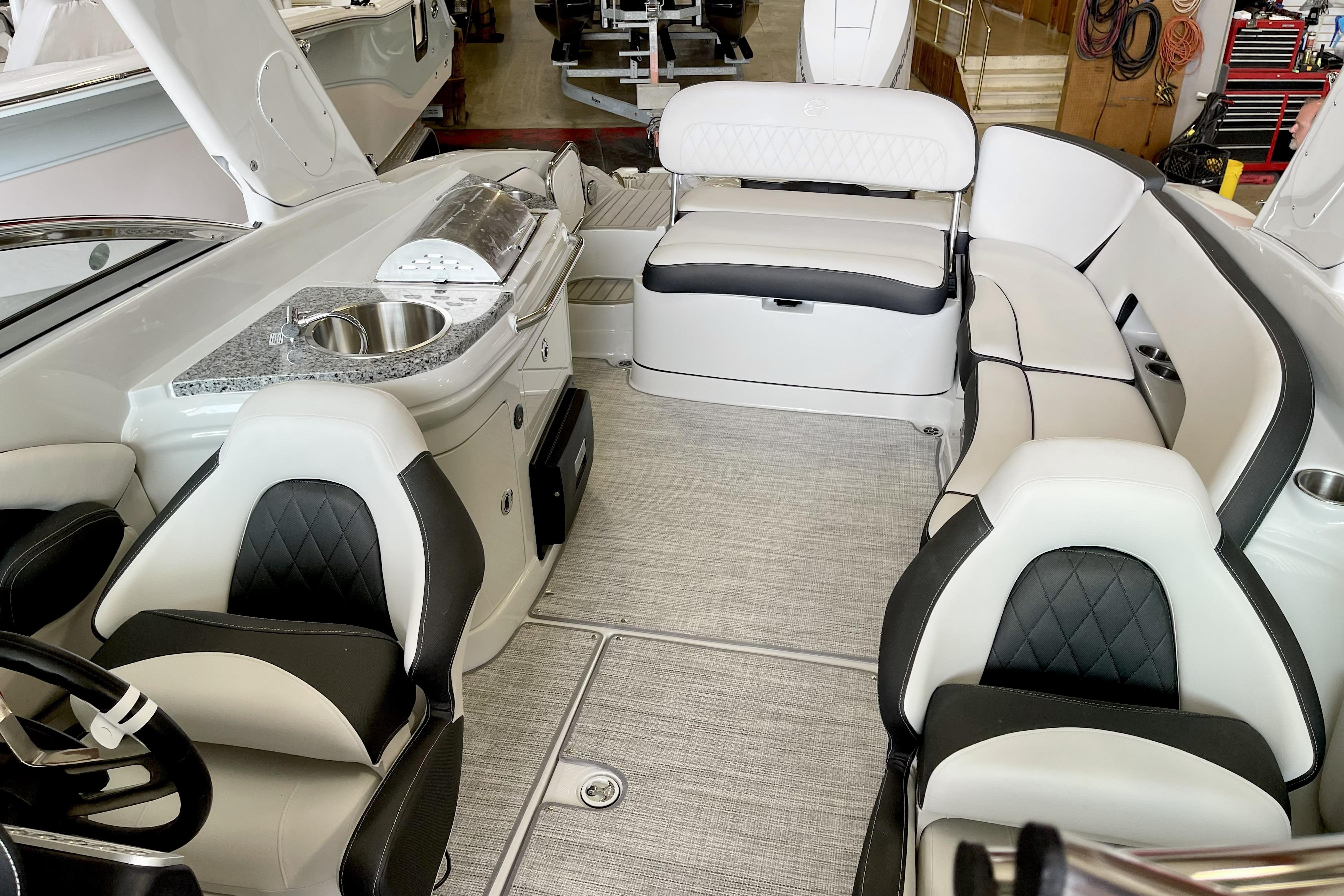 MI 10535 SG Knot 10 Yacht Sales MI 10535 SG Knot 10 Yacht Sales