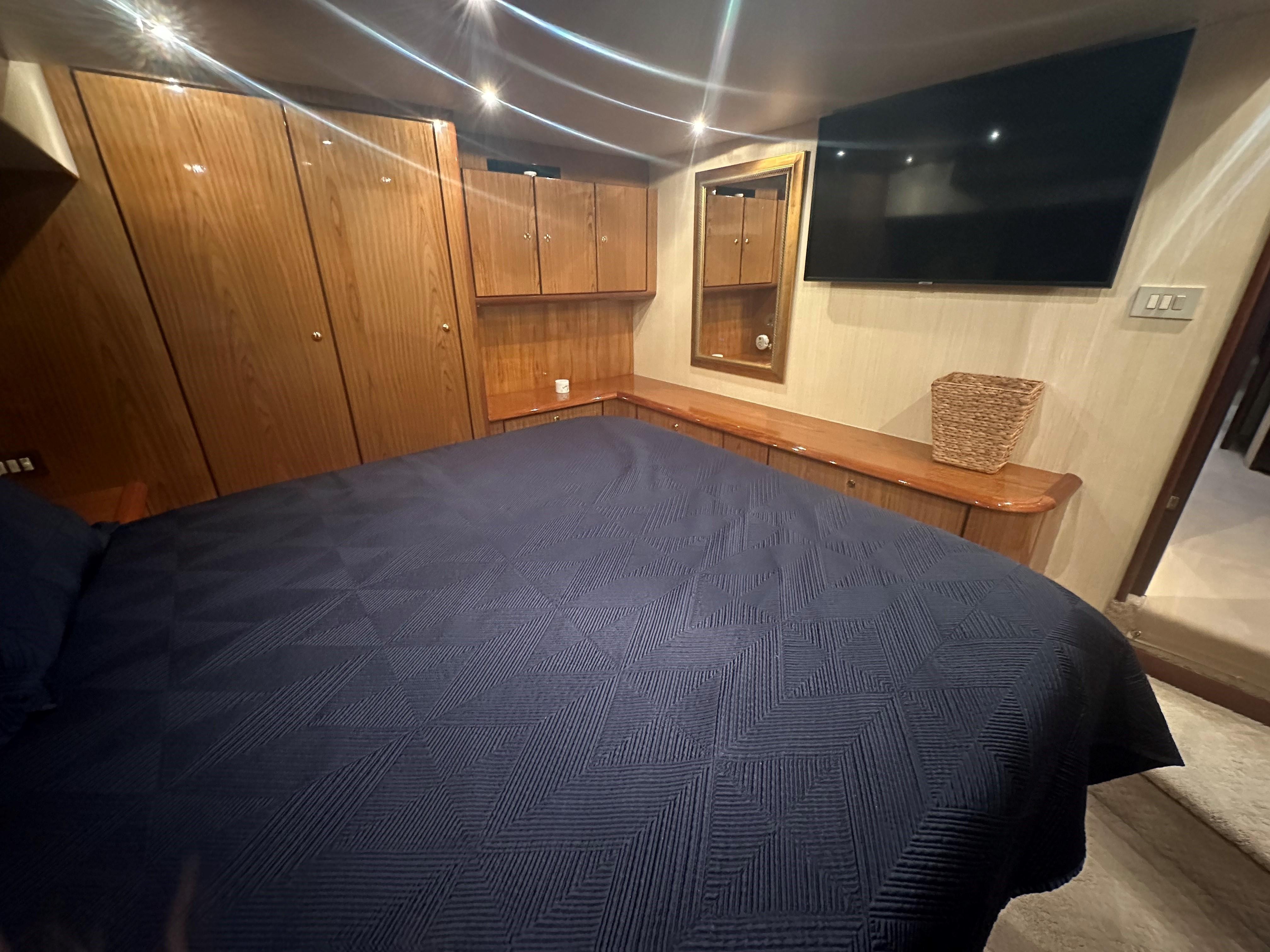 Ocean 58 FREEDOM -  Master Stateroom