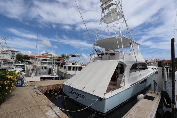 2000 Viking 65