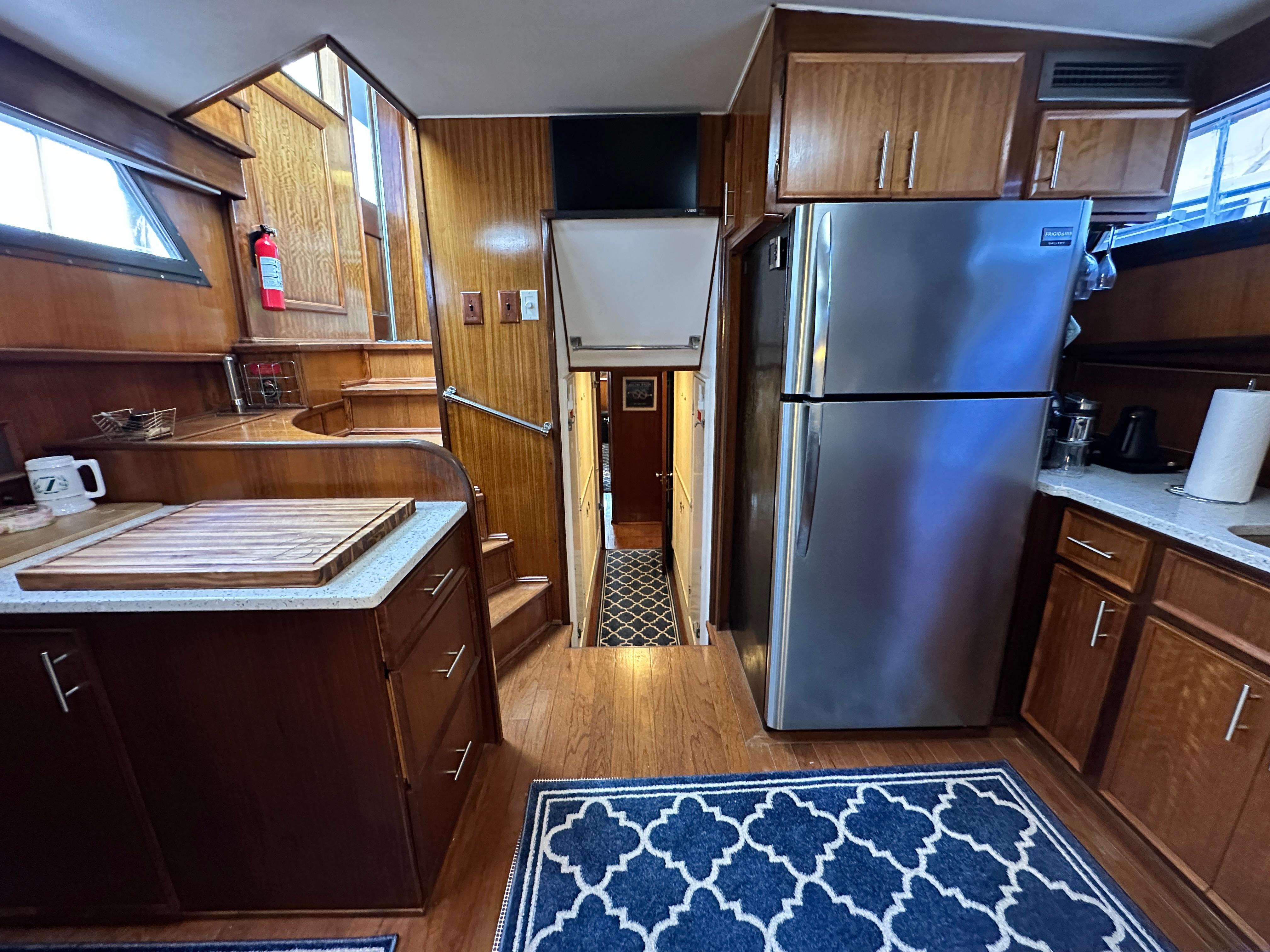 Hatteras-53 Motor Yacht 1978-Gypsy Sole TX-US-9682567 | Thumbnail