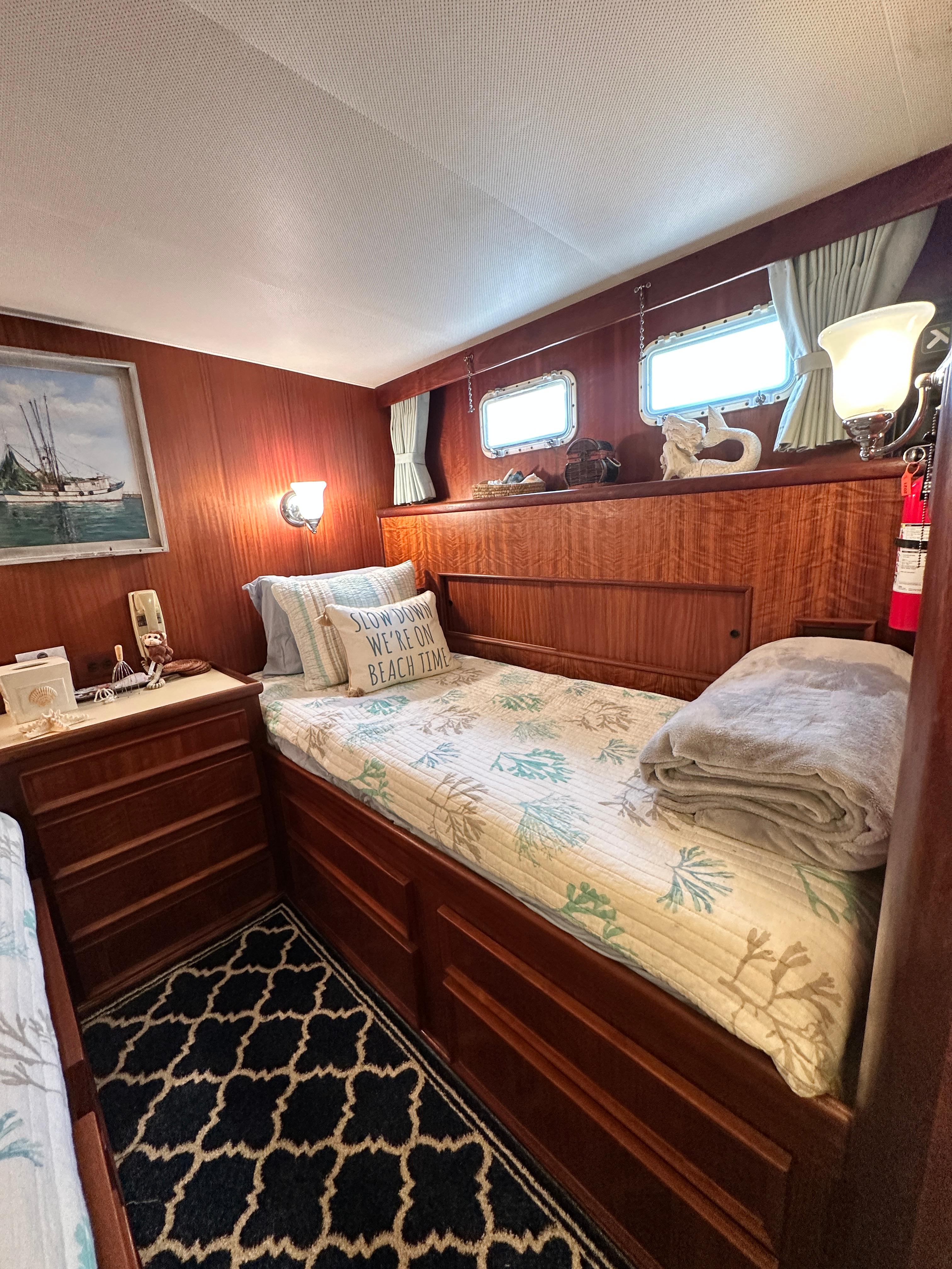Hatteras-53 Motor Yacht 1978-Gypsy Sole TX-US-9682567 | Thumbnail