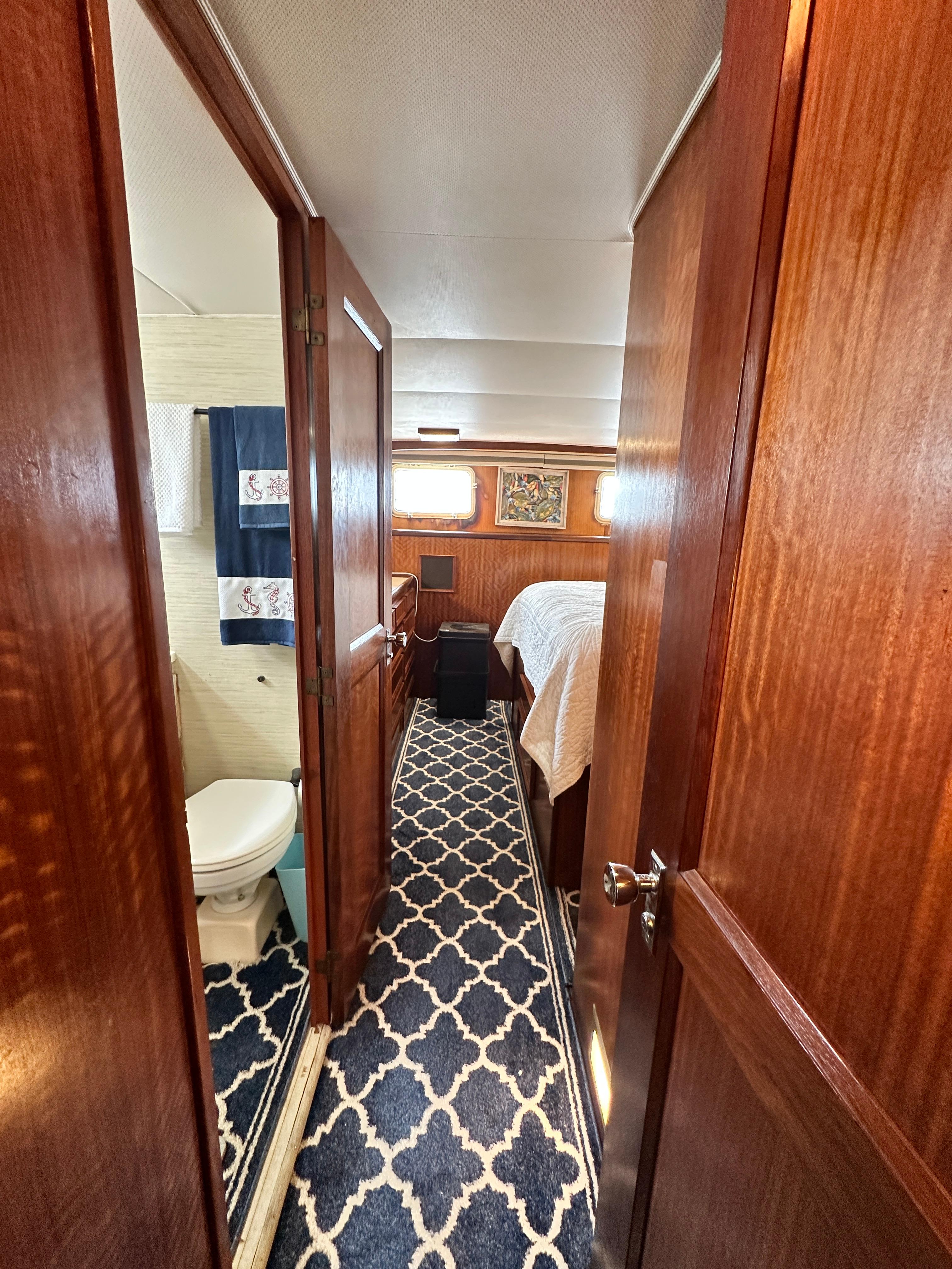 Hatteras-53 Motor Yacht 1978-Gypsy Sole TX-US-9682567 | Thumbnail