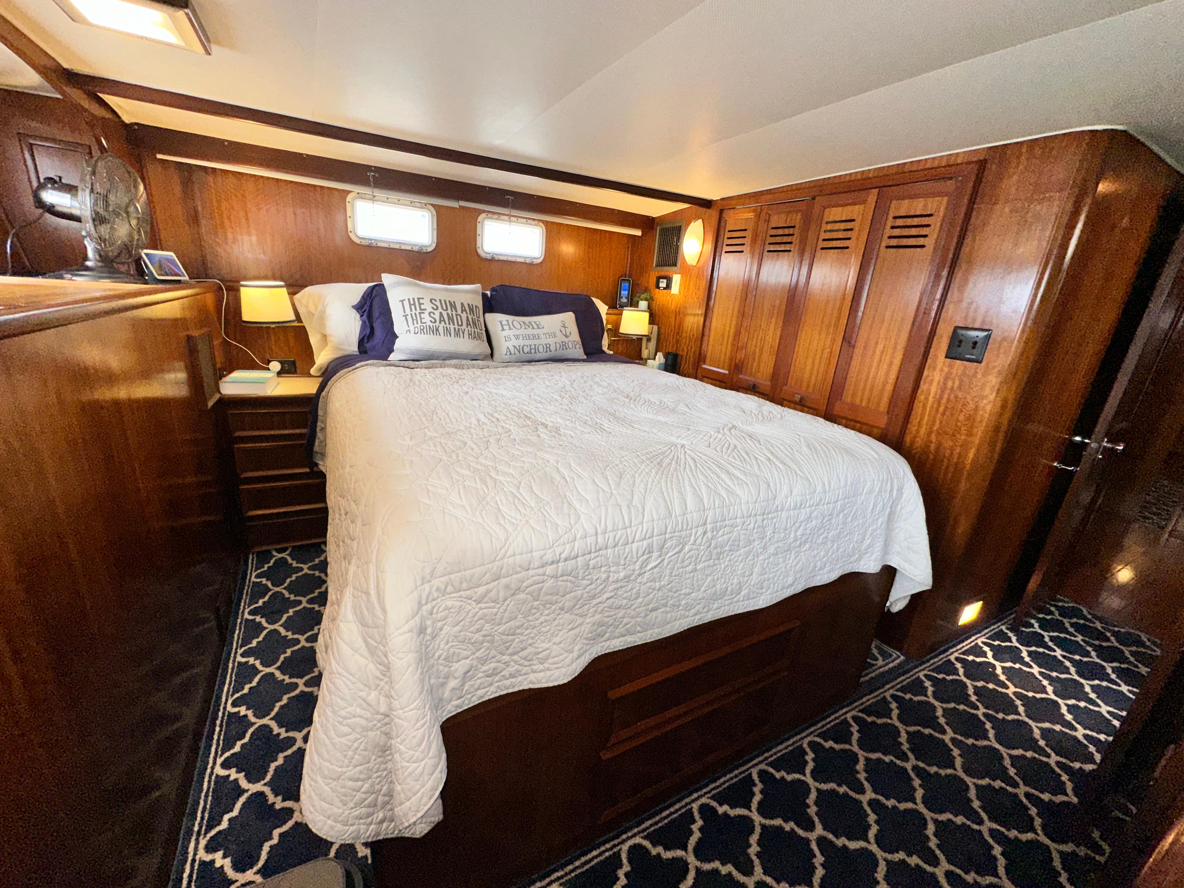 Hatteras-53 Motor Yacht 1978-Gypsy Sole TX-US-9682567 | Thumbnail