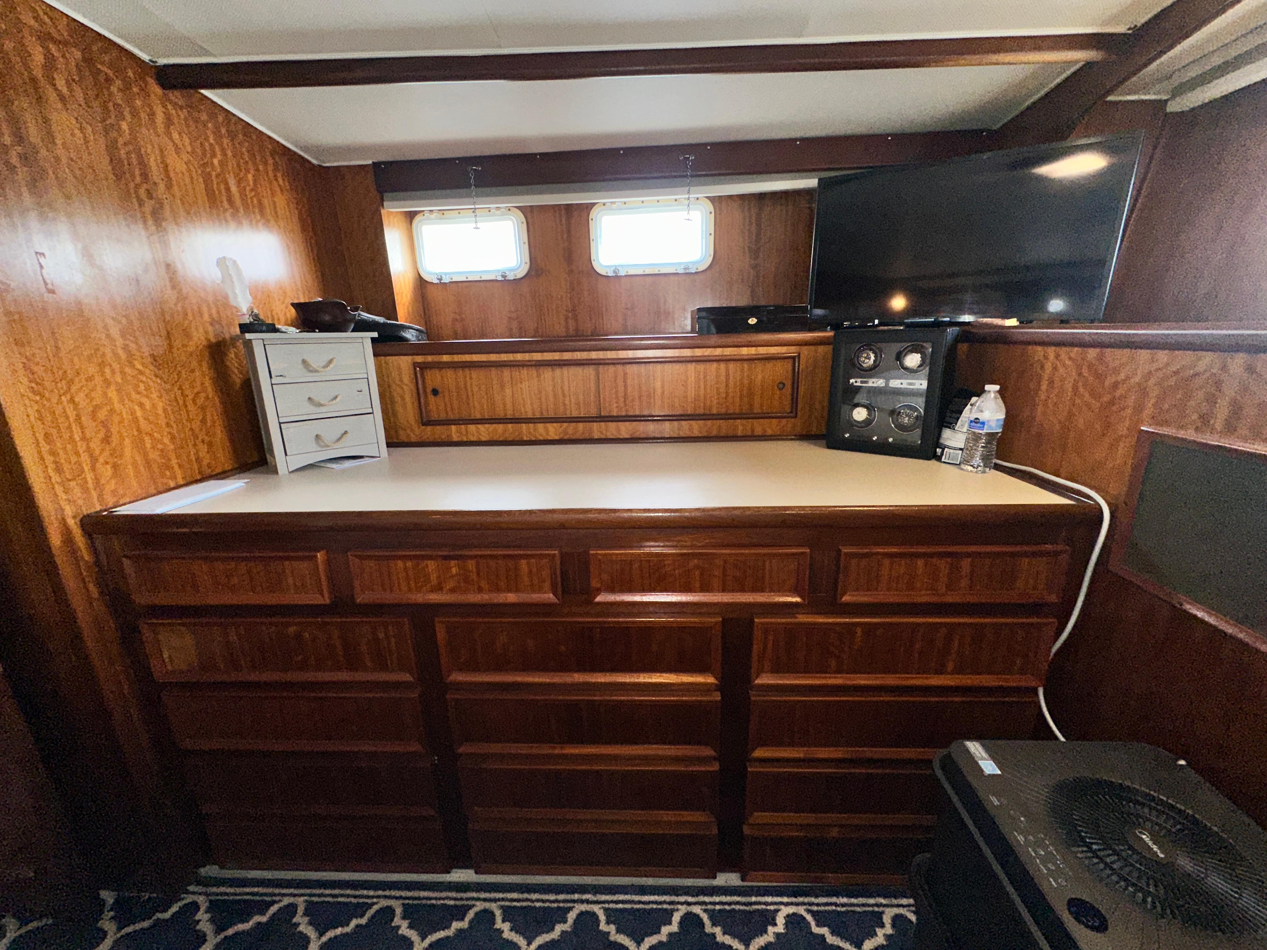 Hatteras-53 Motor Yacht 1978-Gypsy Sole TX-US-9682567 | Thumbnail
