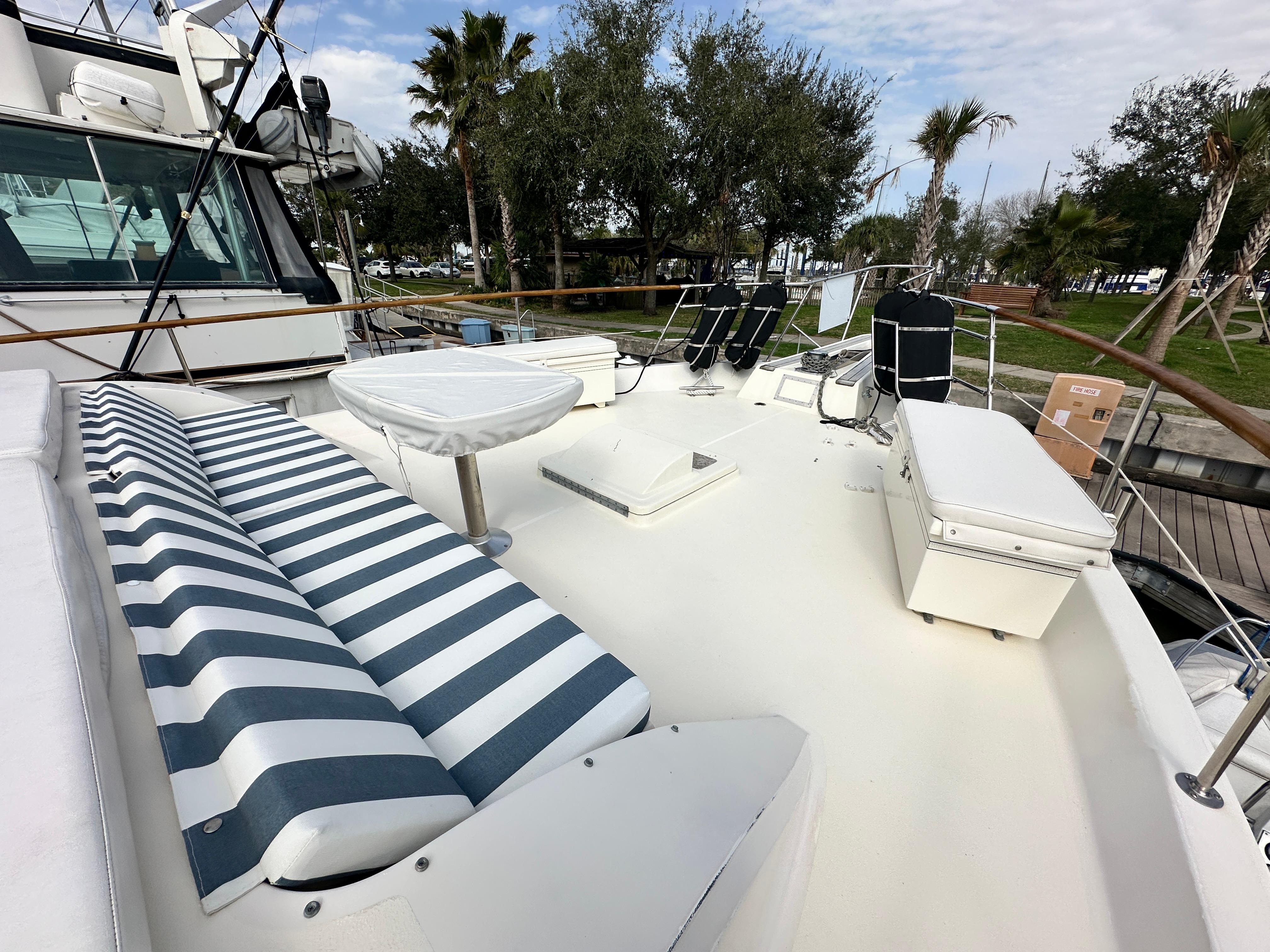 Hatteras-53 Motor Yacht 1978-Gypsy Sole TX-US-9682567 | Thumbnail