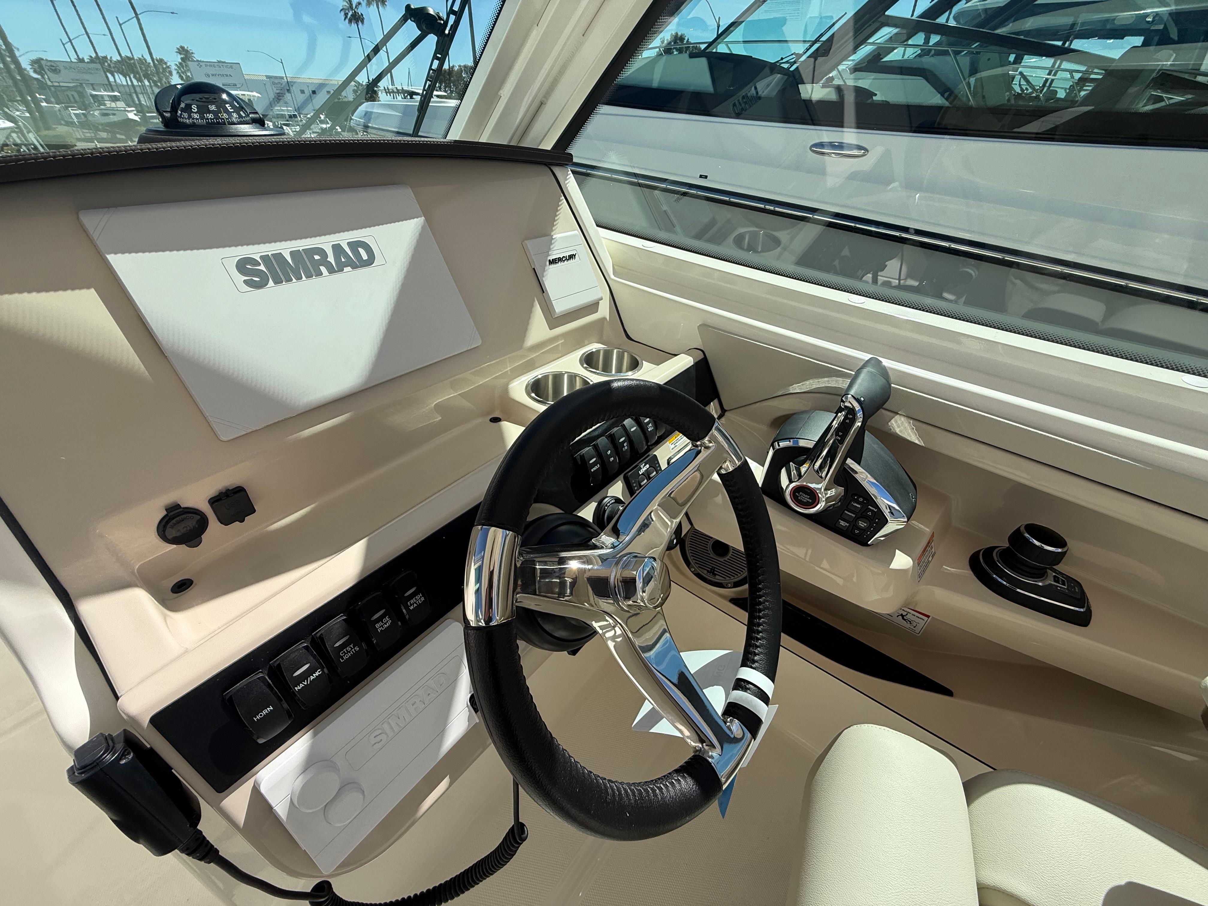2025 Boston Whaler 280 Vantage #BW0349K inventory image at Sun Country Marine Group, Newport Beach 2025 Boston Whaler 280 Vantage #BW0349K inventory image at Sun Country Marine Group, Newport Beach