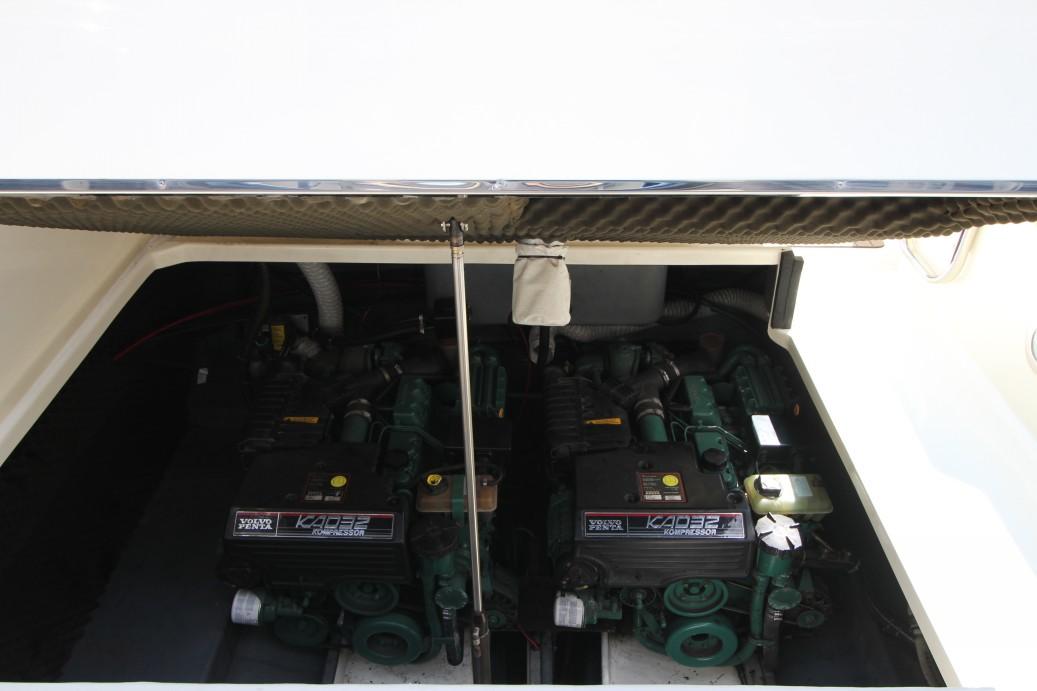 2003 Airon Marine 325 large 26