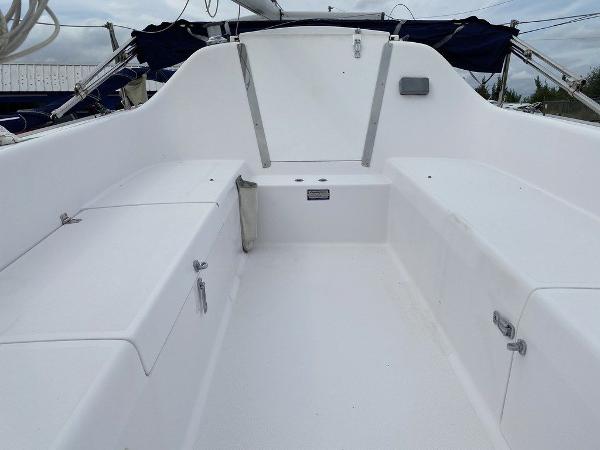 2016 Catalina Yachts boat for sale, model of the boat is 22 & Image # 3 of 8