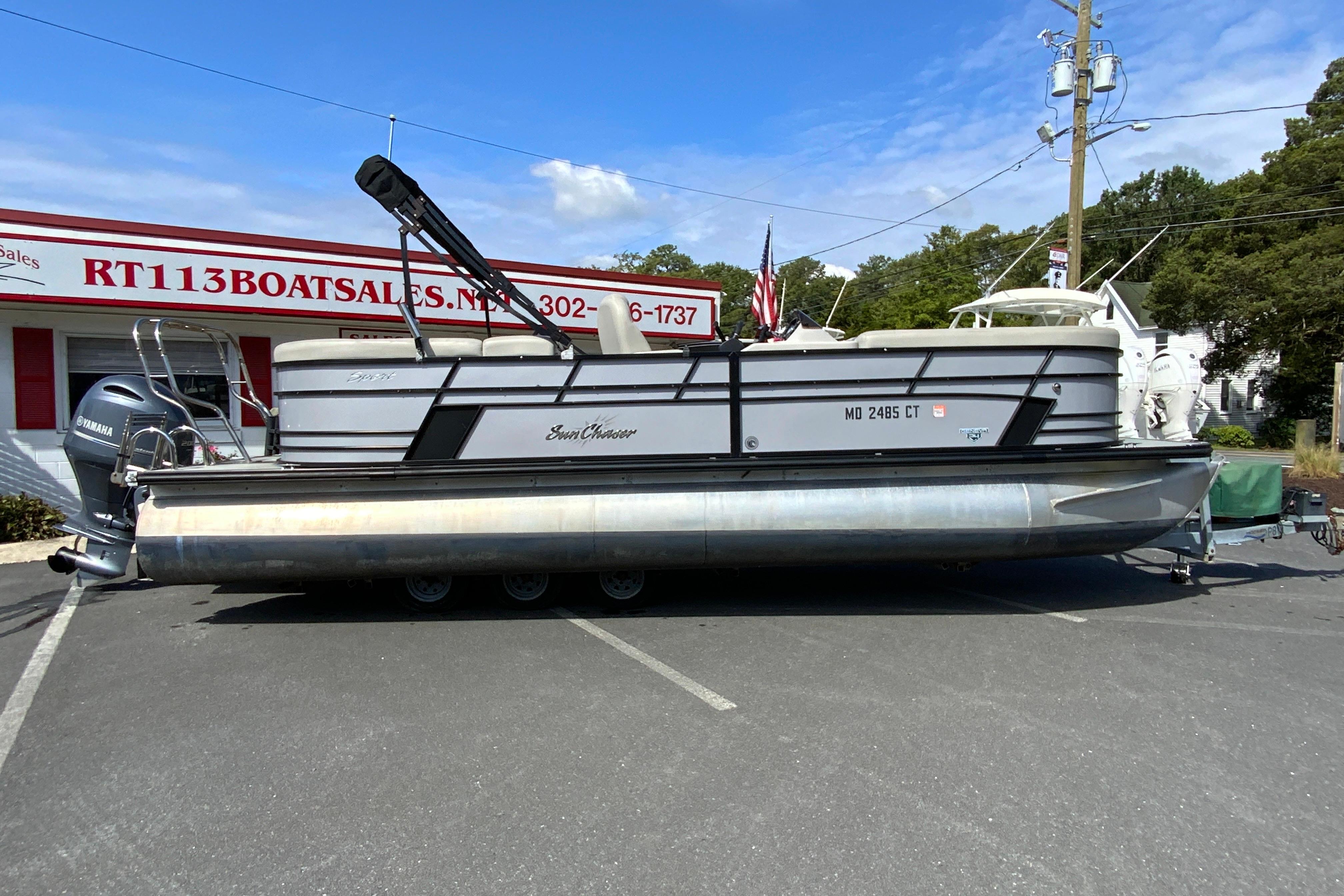 2019 Sunchaser Geneva Cruise 24 LR DH Sport-1