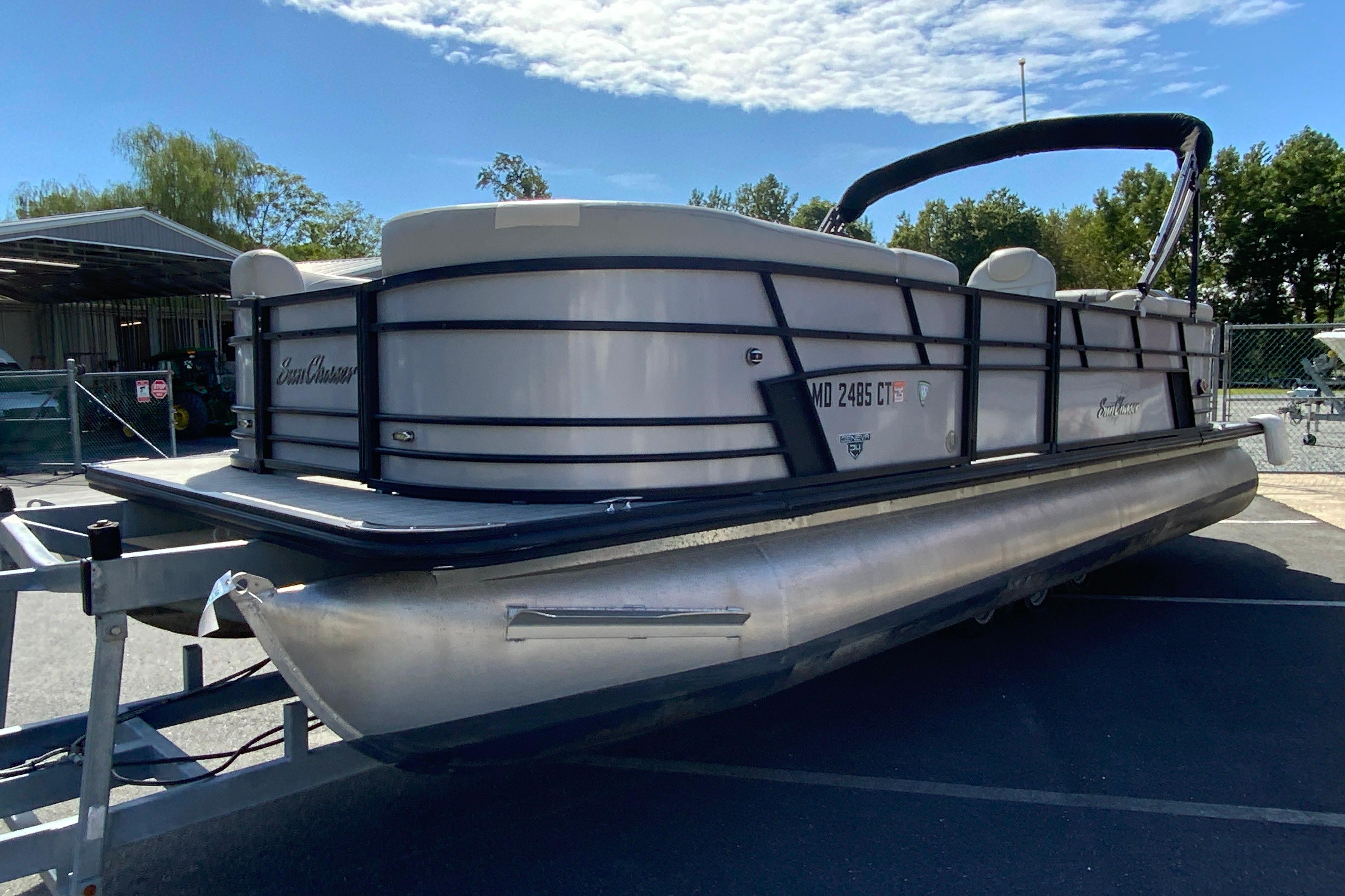 2019 Sunchaser Geneva Cruise 24 LR DH Sport-4