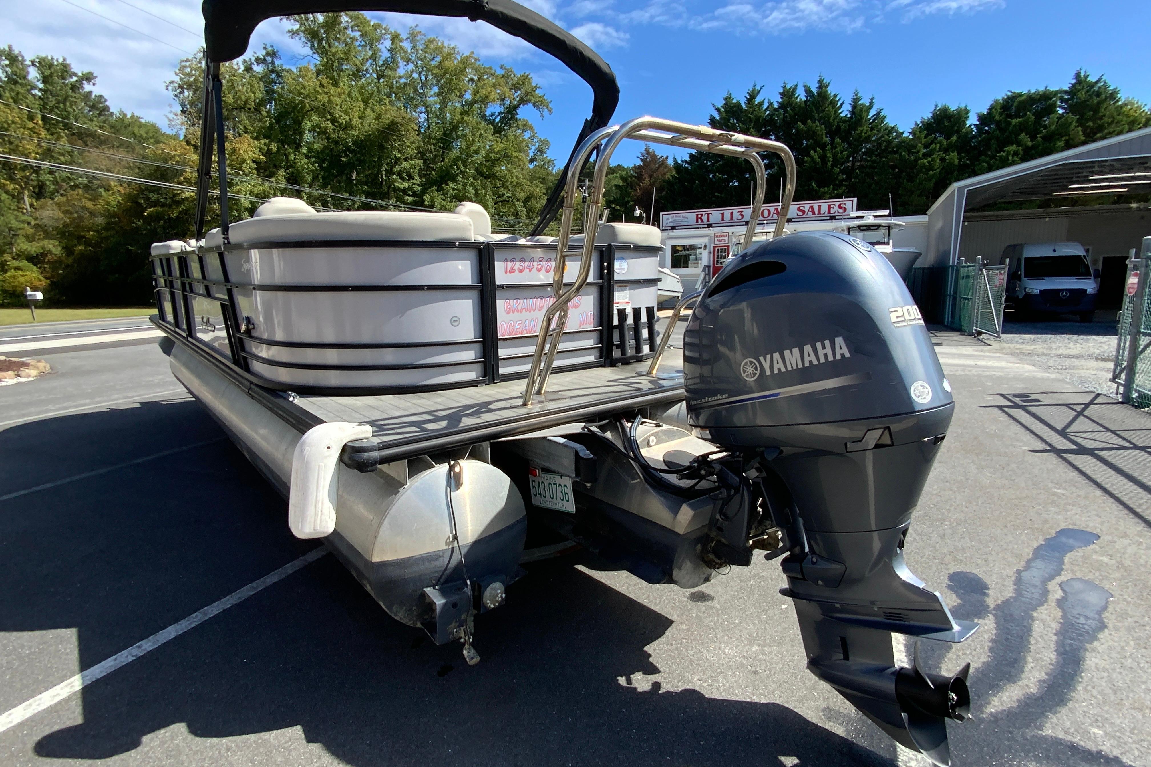 2019 Sunchaser Geneva Cruise 24 LR DH Sport-7