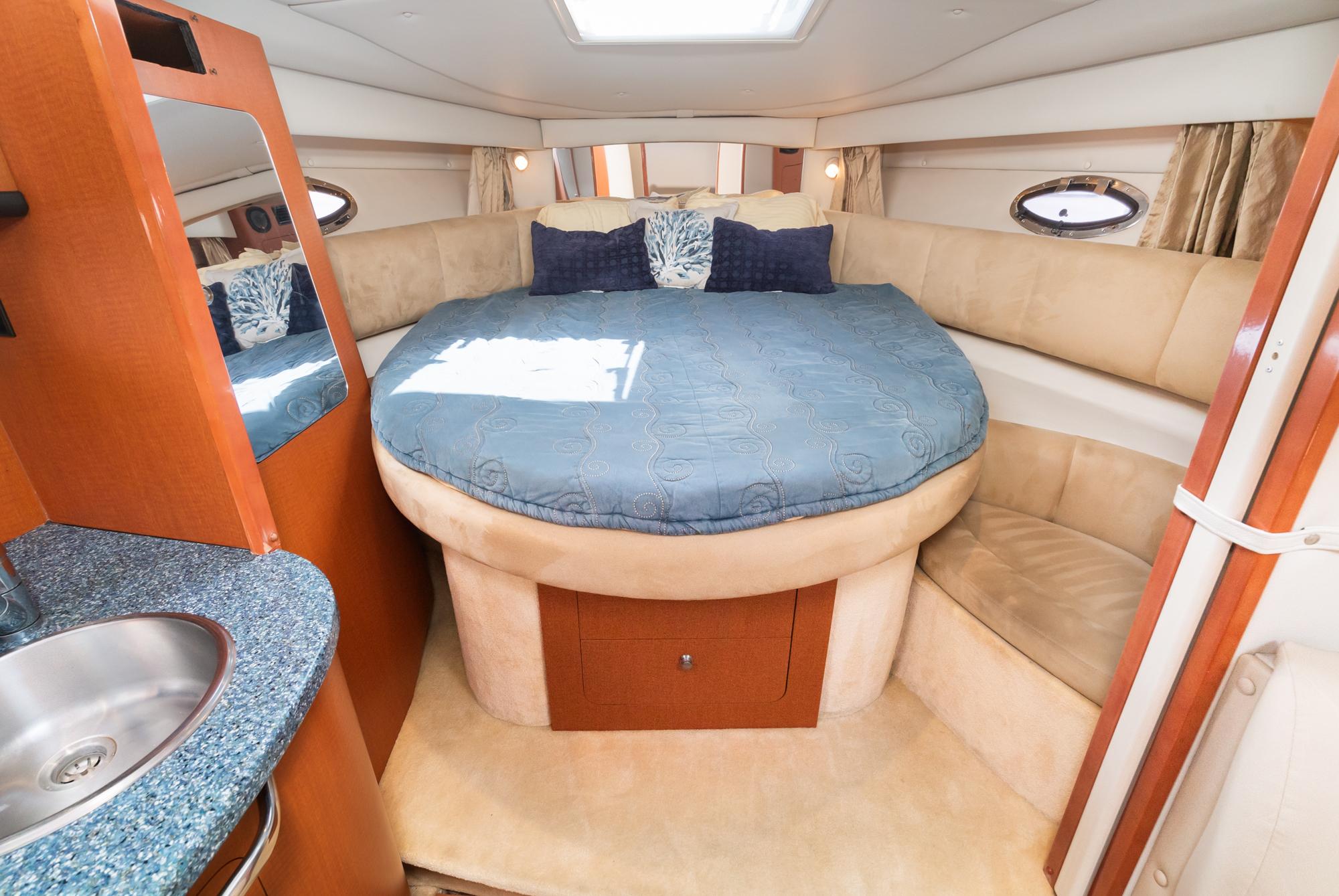 2005 Chaparral 350 Signature #TBRM0348D inventory image at Sun Country Marine Group, San Diego Harbor Island 2005 Chaparral 350 Signature #TBRM0348D inventory image at Sun Country Marine Group, San Diego Harbor Island