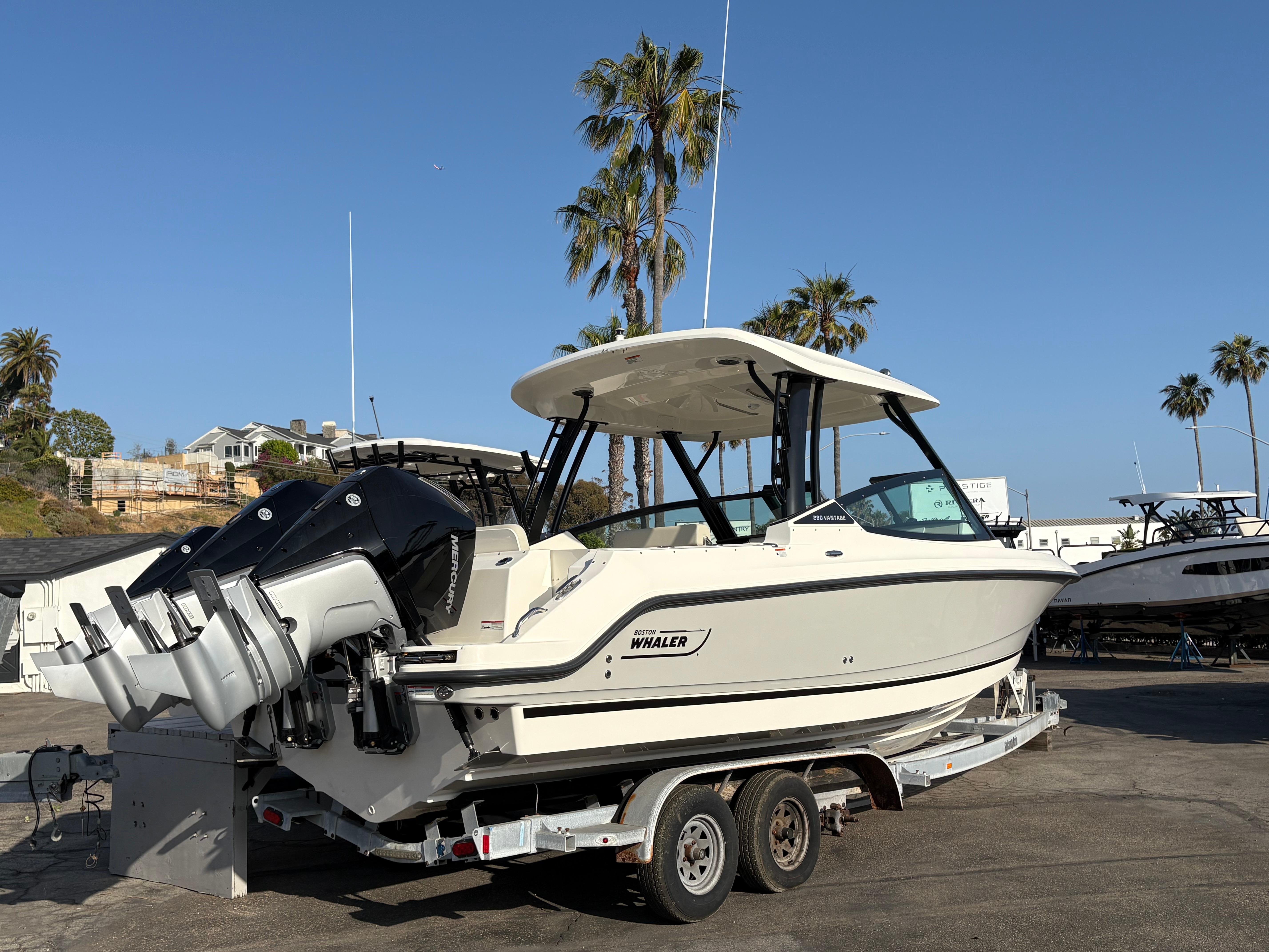 2025 Boston Whaler 280 Vantage #BW0464B inventory image at Sun Country Marine Group, Newport Beach 2025 Boston Whaler 280 Vantage #BW0464B inventory image at Sun Country Marine Group, Newport Beach