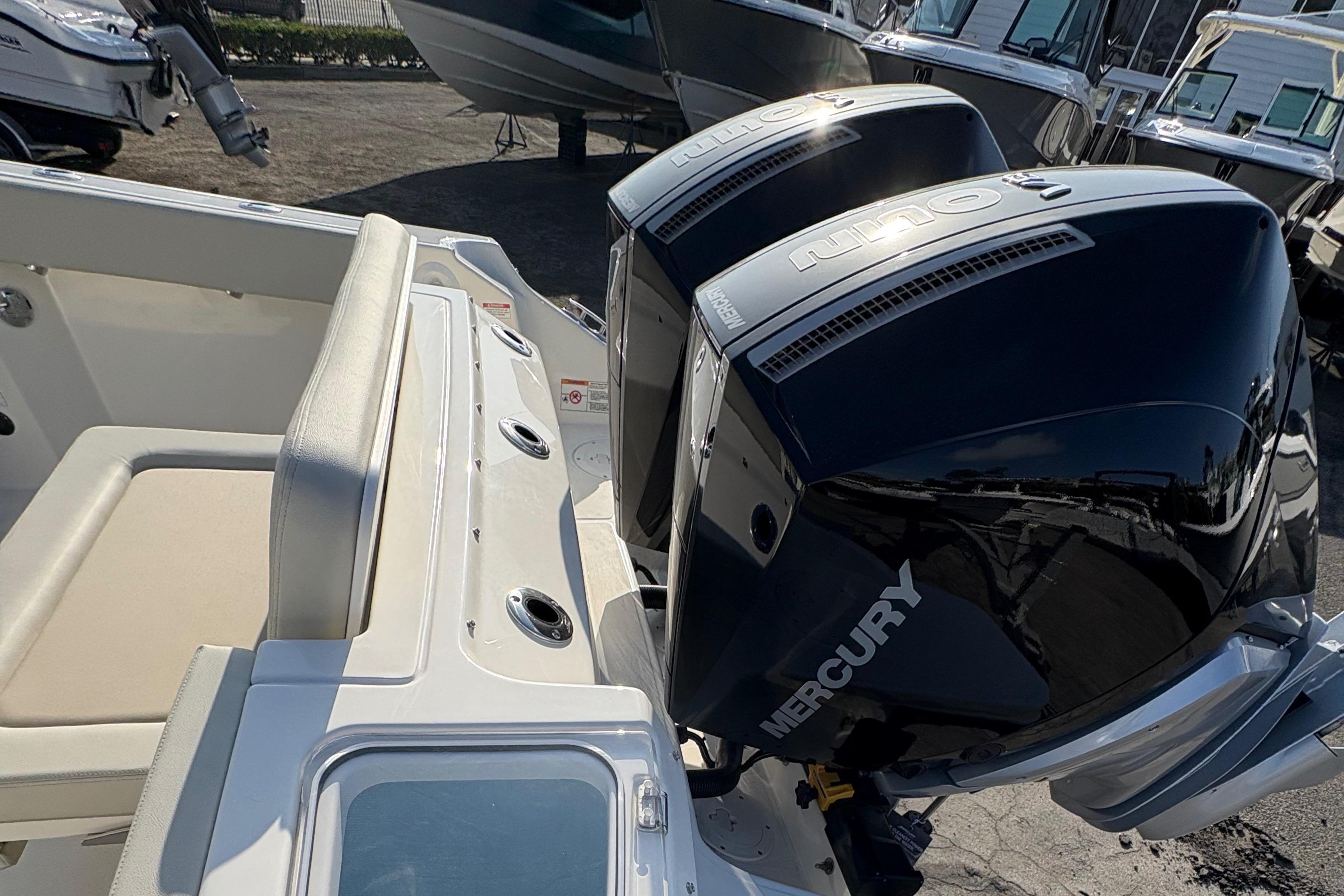 2025 Boston Whaler 280 Vantage #BW0464B inventory image at Sun Country Marine Group, Newport Beach 2025 Boston Whaler 280 Vantage #BW0464B inventory image at Sun Country Marine Group, Newport Beach