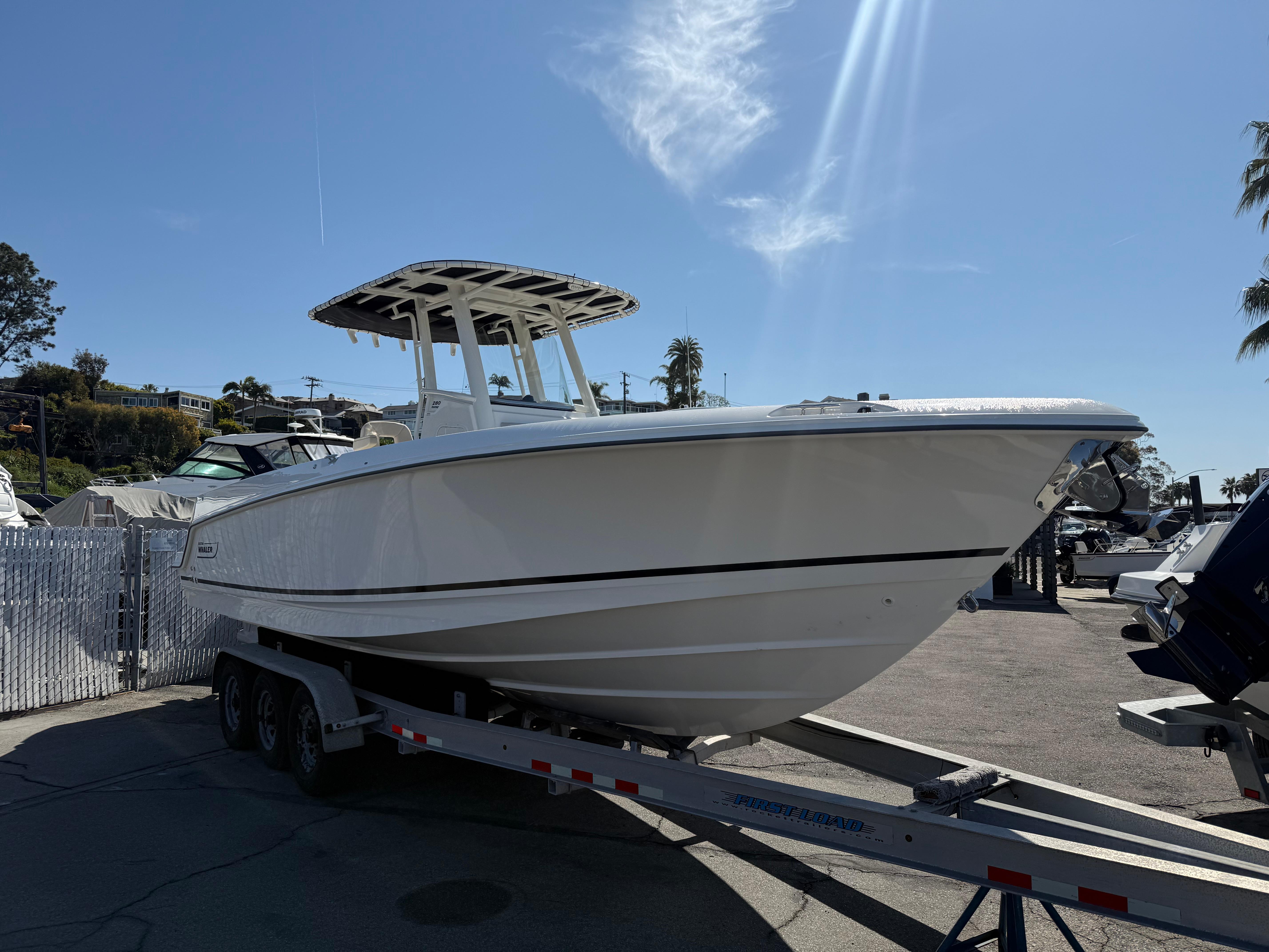 2025 Boston Whaler 280 Outrage #BW0782K inventory image at Sun Country Marine Group, Newport Beach 2025 Boston Whaler 280 Outrage #BW0782K inventory image at Sun Country Marine Group, Newport Beach