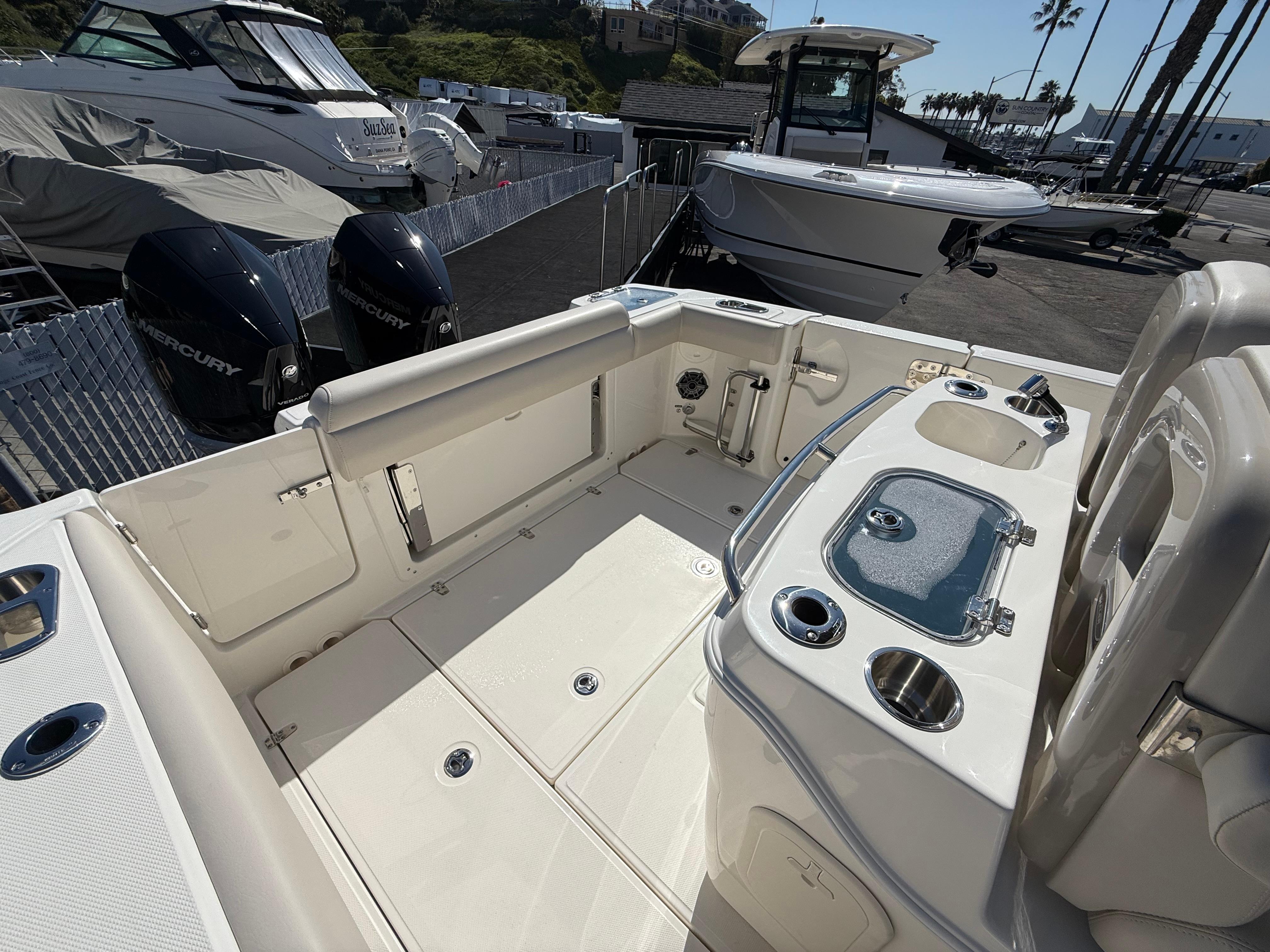 2025 Boston Whaler 280 Outrage #BW0782K inventory image at Sun Country Marine Group, Newport Beach 2025 Boston Whaler 280 Outrage #BW0782K inventory image at Sun Country Marine Group, Newport Beach