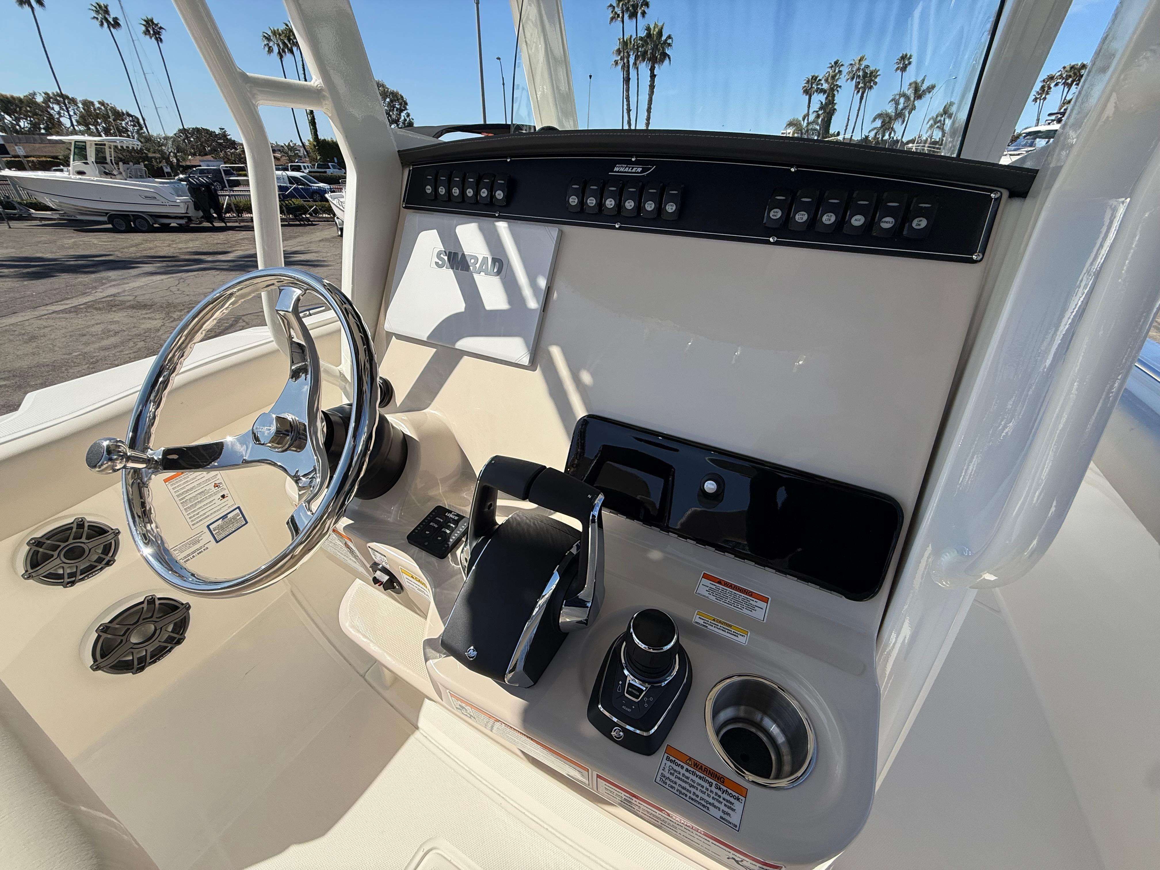 2025 Boston Whaler 280 Outrage #BW0782K inventory image at Sun Country Marine Group, Newport Beach 2025 Boston Whaler 280 Outrage #BW0782K inventory image at Sun Country Marine Group, Newport Beach
