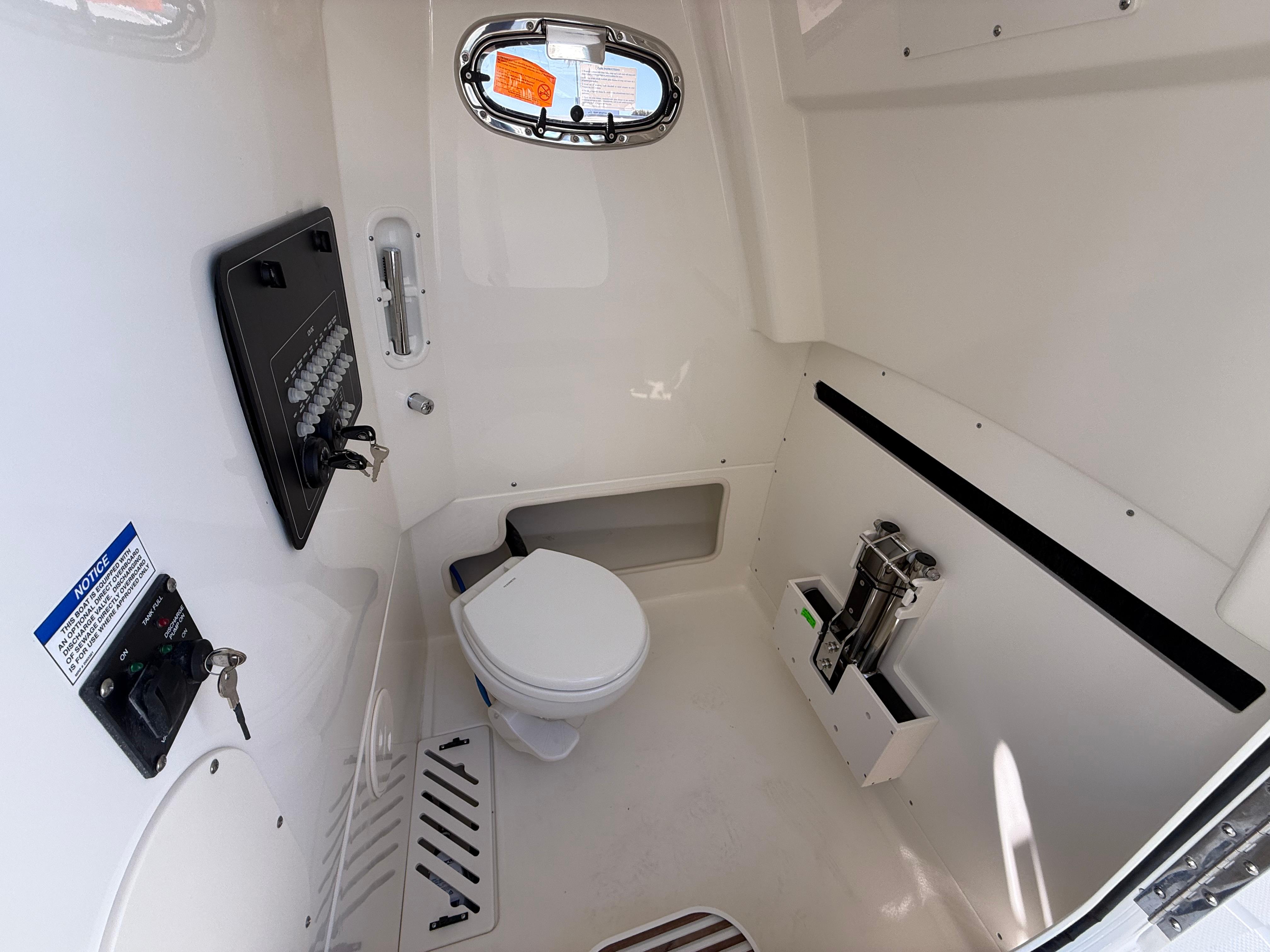 2025 Boston Whaler 280 Outrage #BW0782K inventory image at Sun Country Marine Group, Newport Beach 2025 Boston Whaler 280 Outrage #BW0782K inventory image at Sun Country Marine Group, Newport Beach