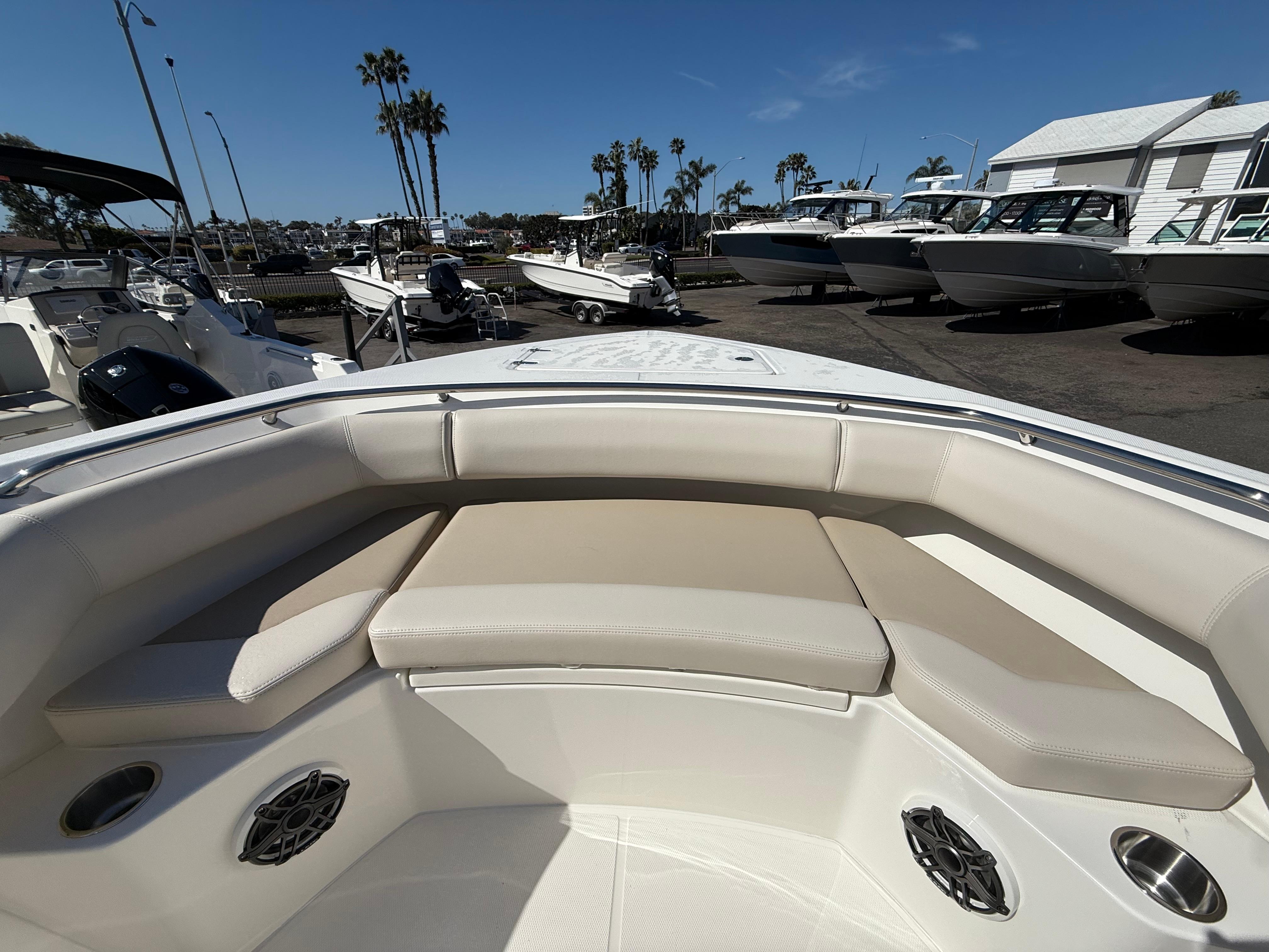 2025 Boston Whaler 280 Outrage #BW0782K inventory image at Sun Country Marine Group, Newport Beach 2025 Boston Whaler 280 Outrage #BW0782K inventory image at Sun Country Marine Group, Newport Beach