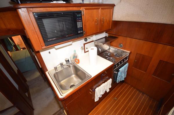 55' Ocean Yachts, Listing Number 100790355, Image No. 6